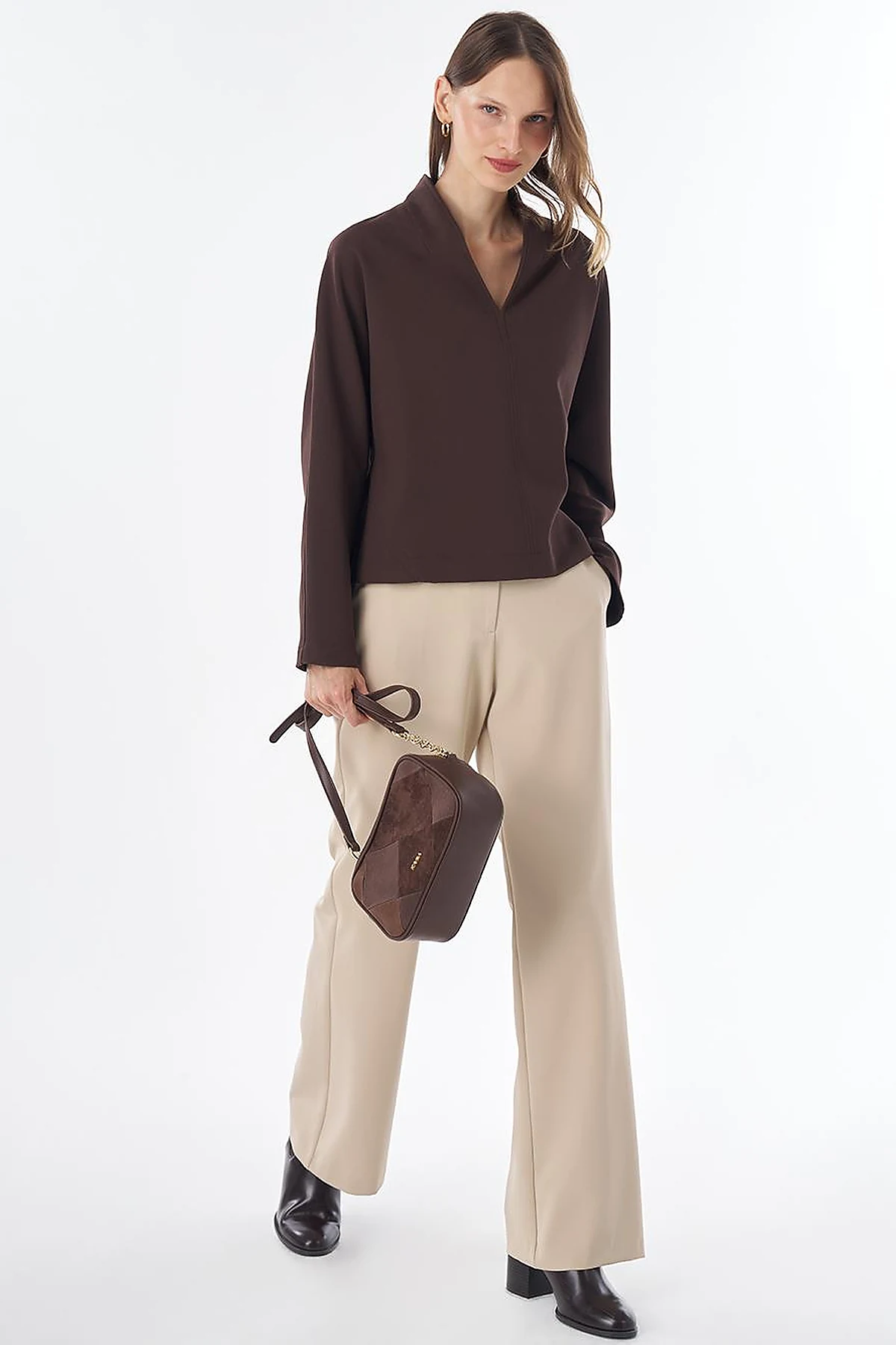 V-Neck Blouse Dark Brown