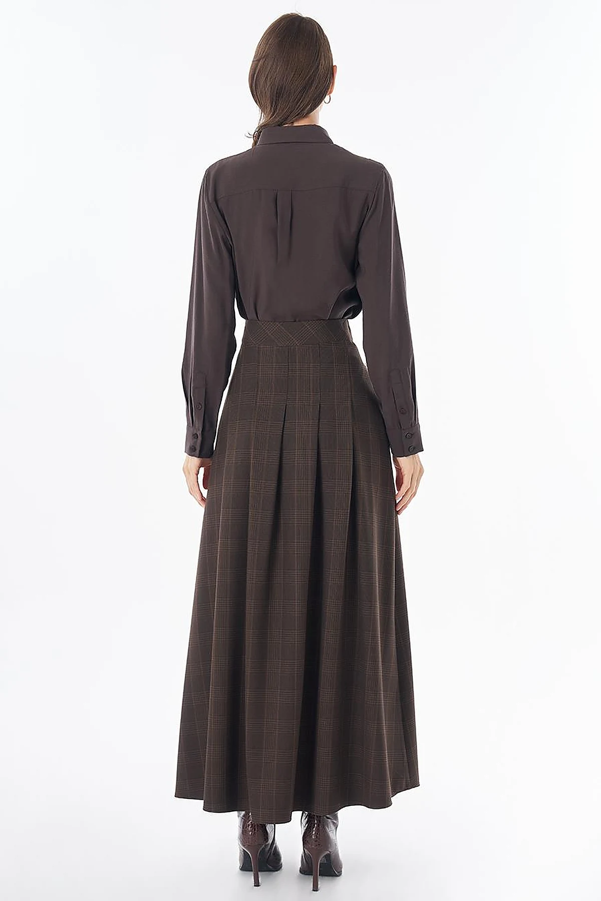 Plaid Skirt with Metal Buckle – Dark Brown