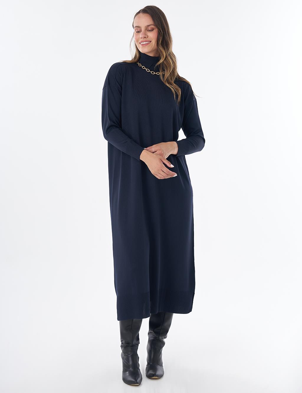 Turtleneck Knit Dress – Dark Navy
