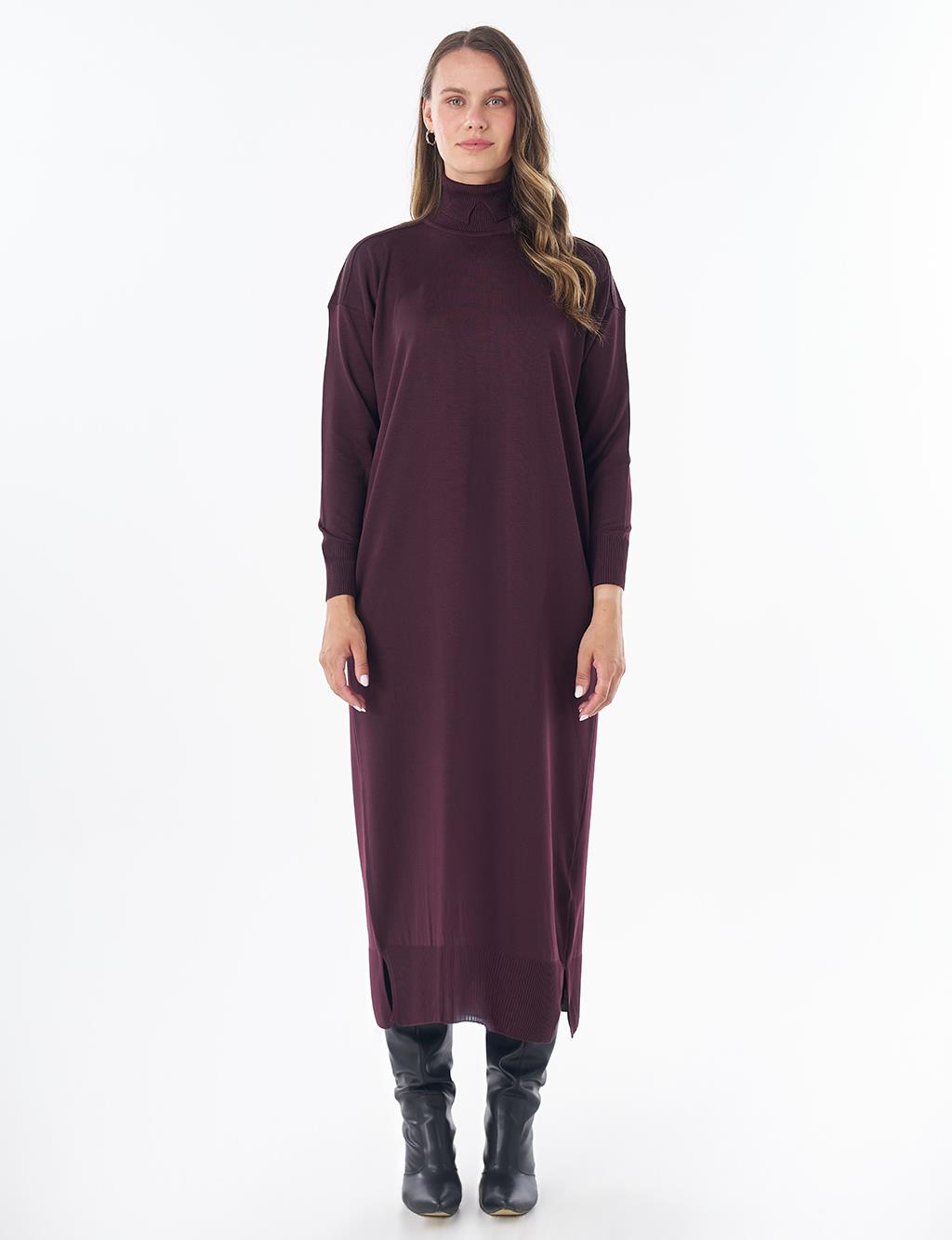 Turtleneck Knit Dress – Burgundy