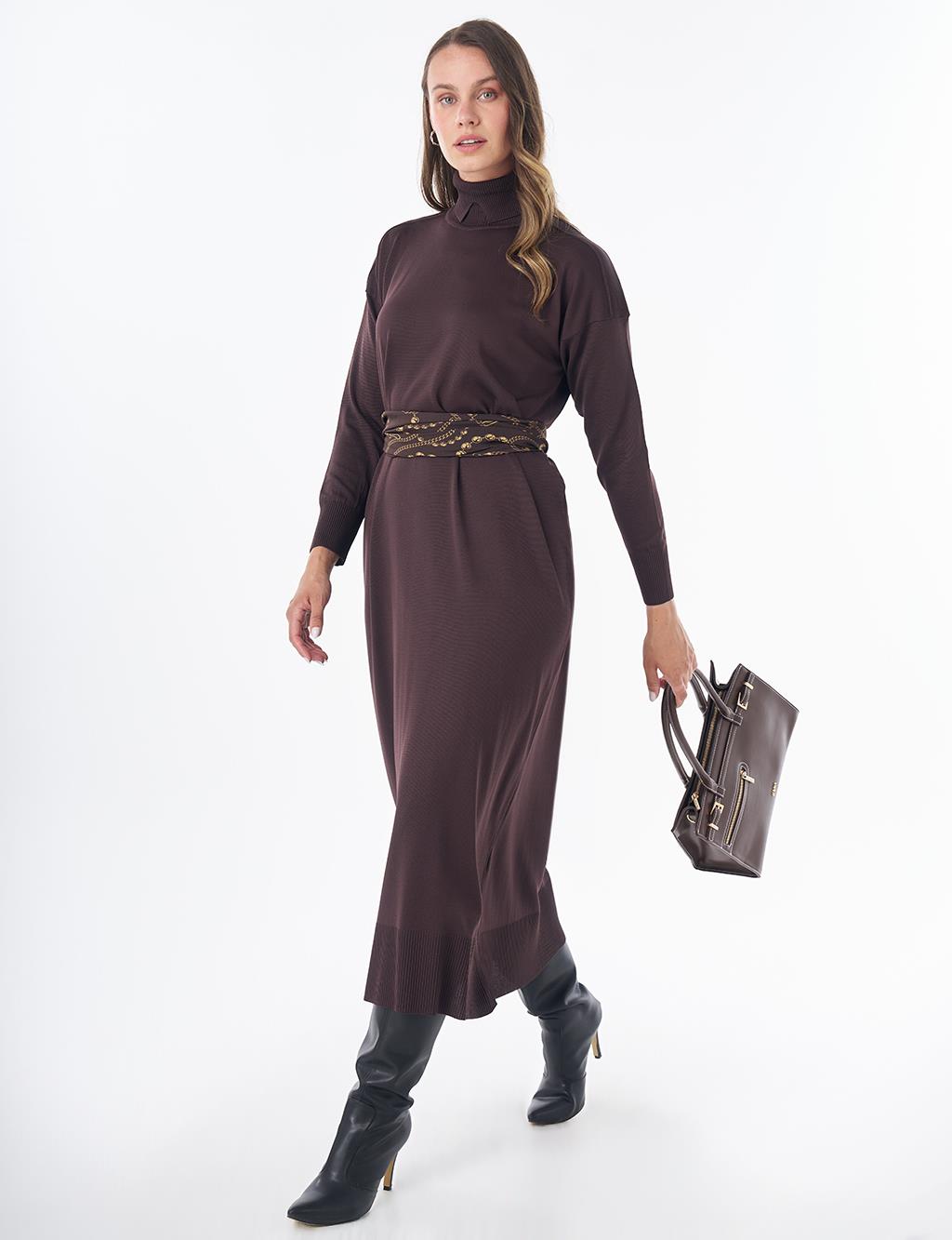 Turtleneck Knit Dress – Dark Brown