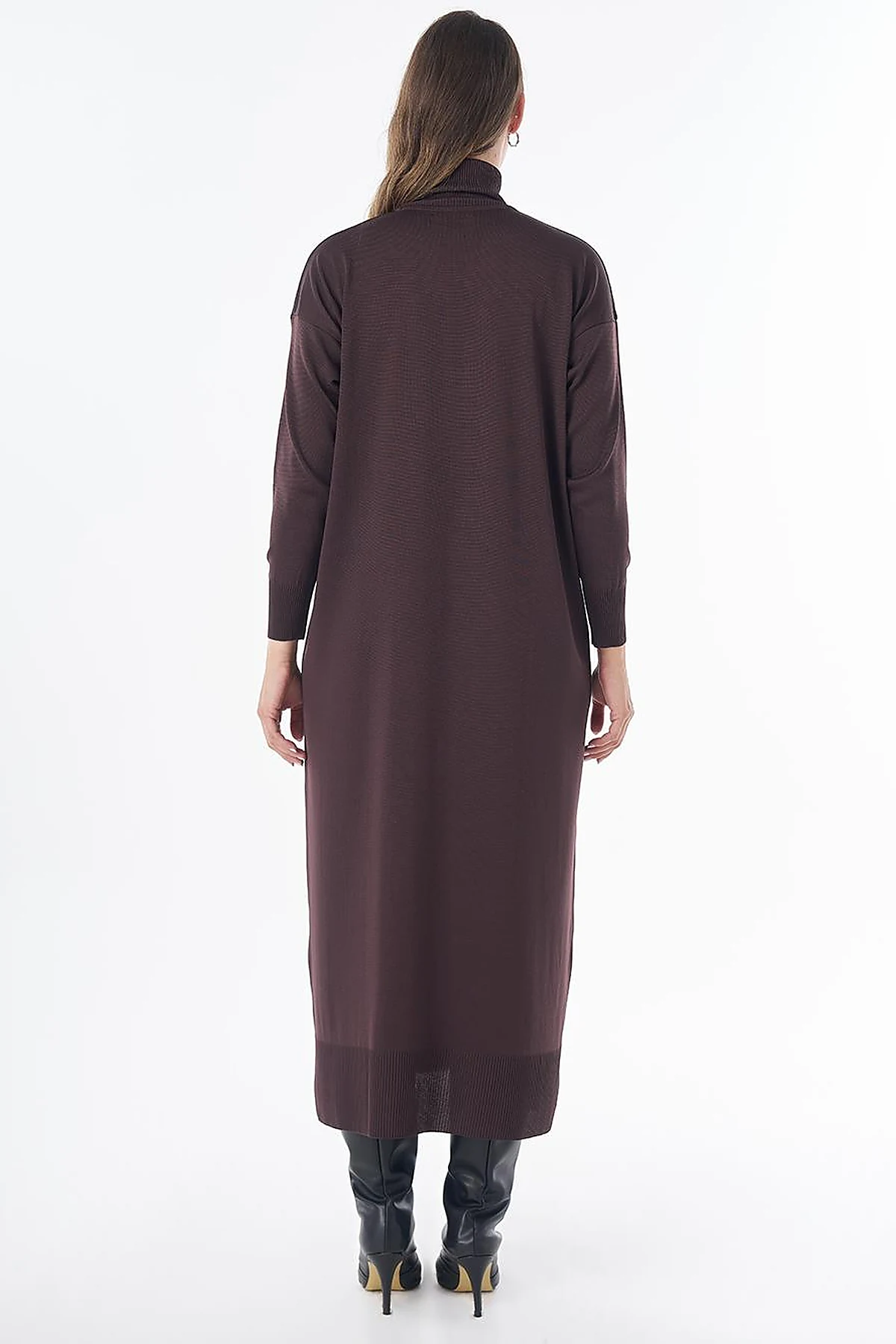 Turtleneck Knit Dress – Dark Brown