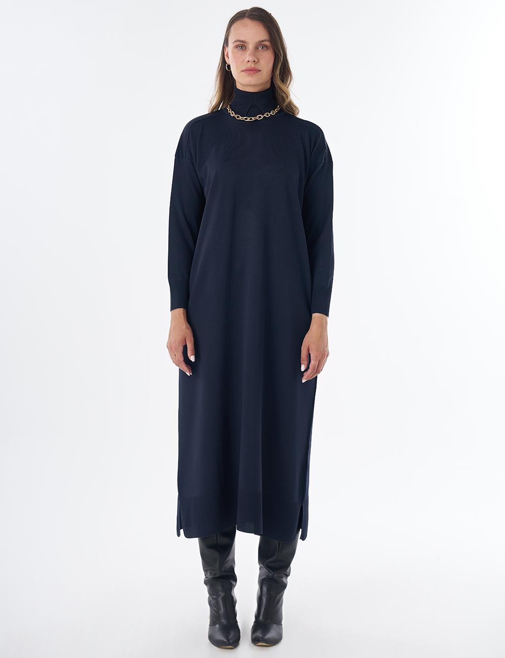 Turtleneck Knit Dress – Dark Navy
