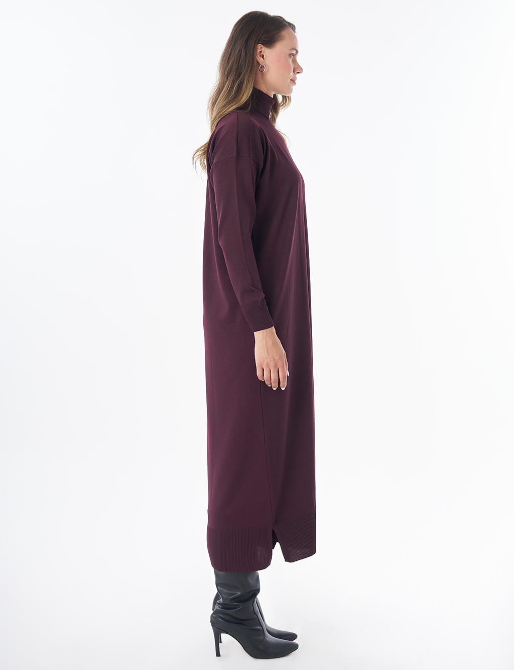 Turtleneck Knit Dress – Burgundy