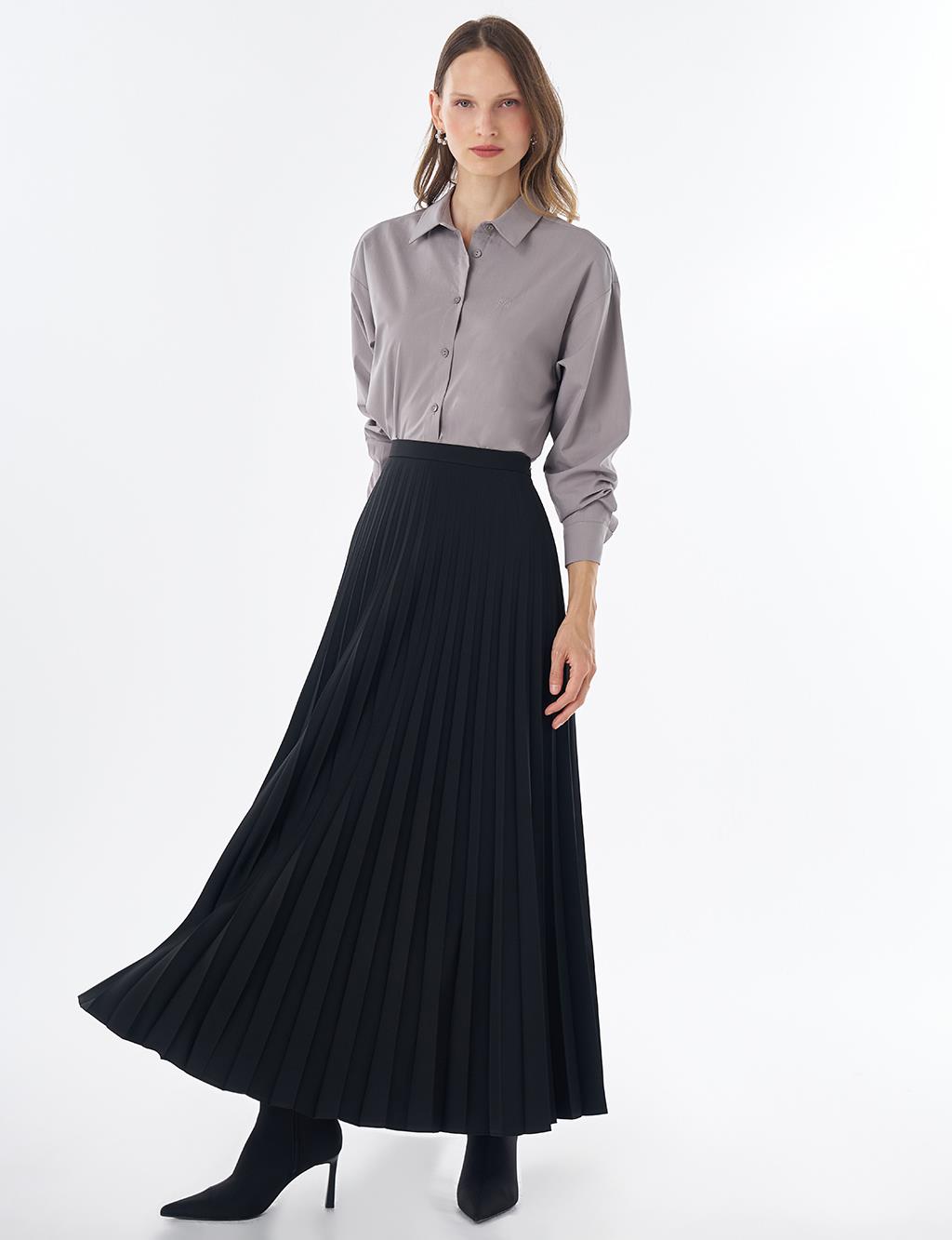 Basic Pleated Skirt - Black