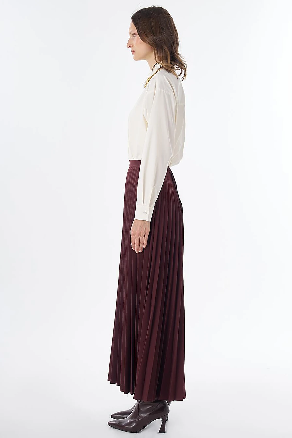 Basic Pleated Skirt - Burgundy