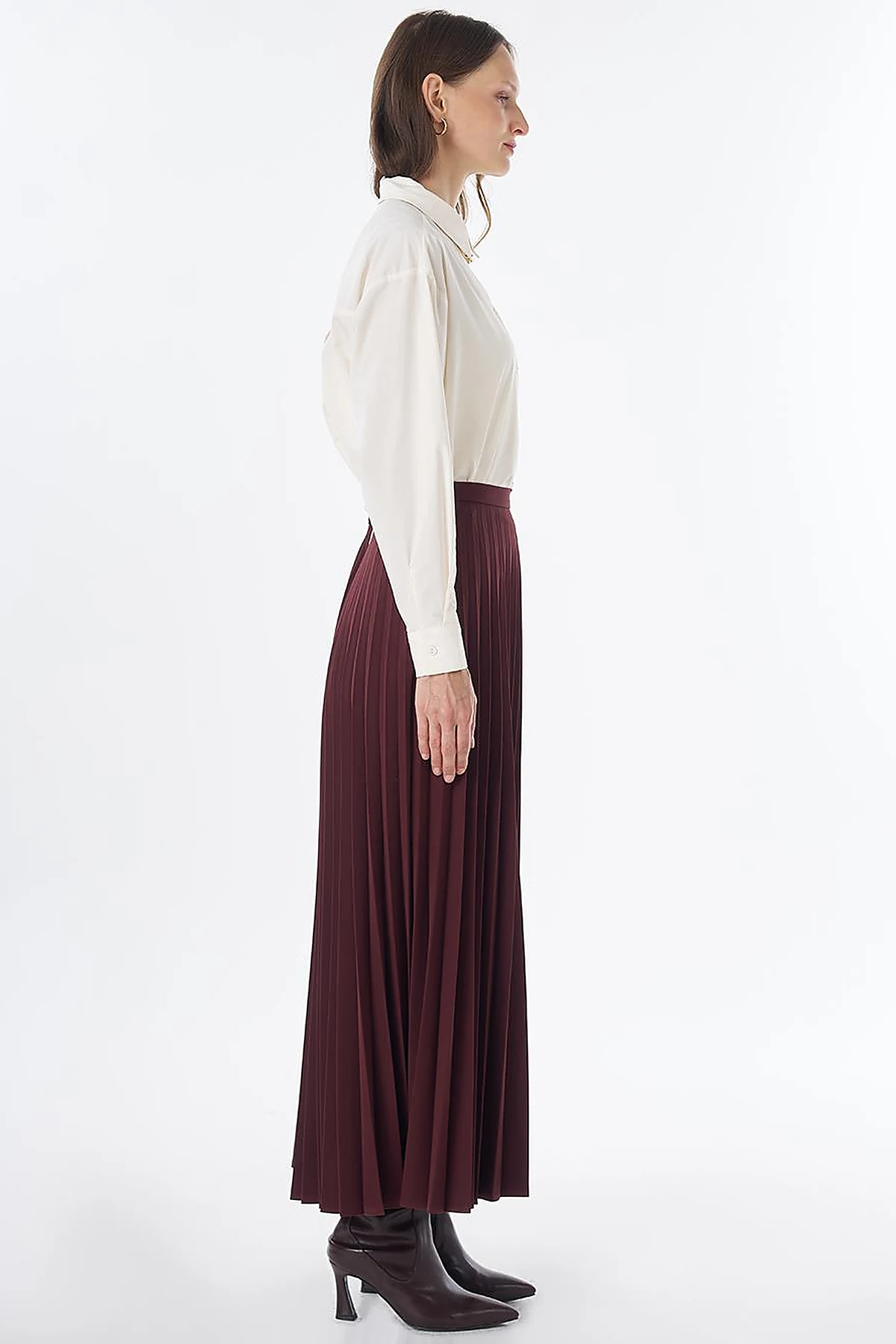 Basic Pleated Skirt - Burgundy