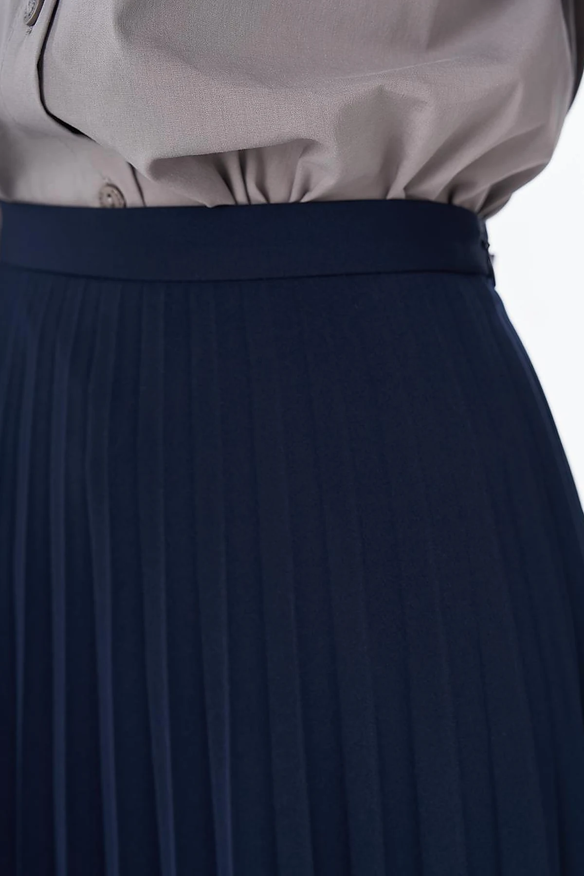 Basic Pleated Skirt - Navy