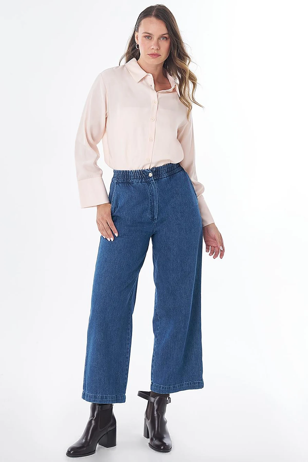Elastic-Waist Denim Pants with Pockets in Blue