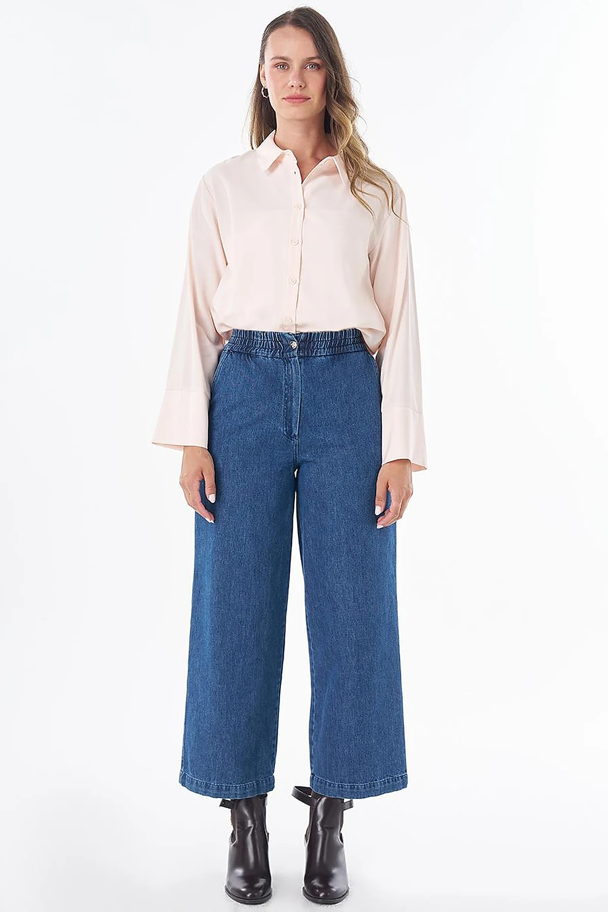 Elastic-Waist Denim Pants with Pockets in Blue