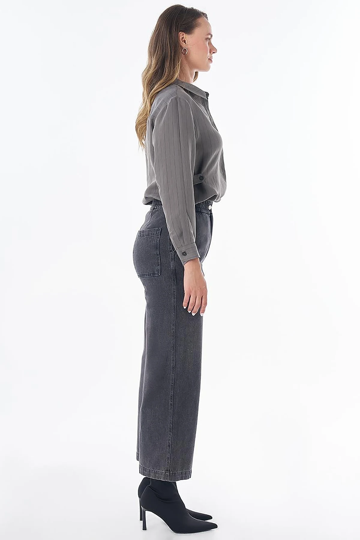 Elastic-Waist Denim Pants with Pockets in Black