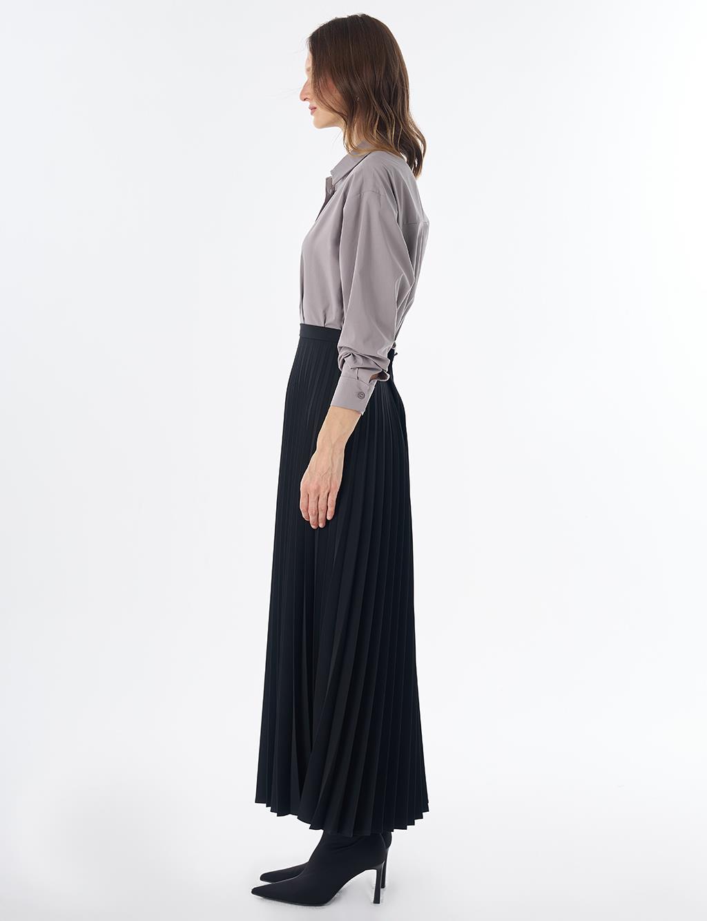 Basic Pleated Skirt - Black