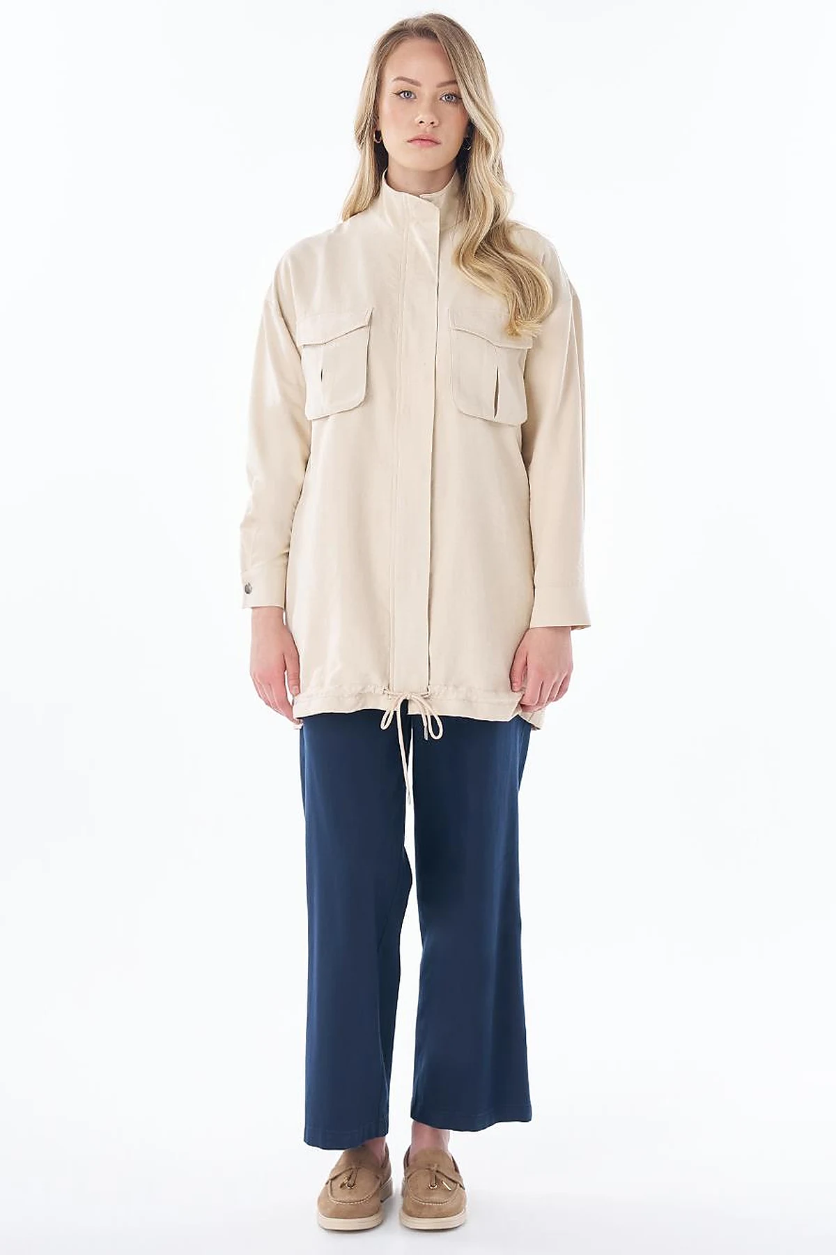 Double Pocket Stand Collar Jacket in Cream