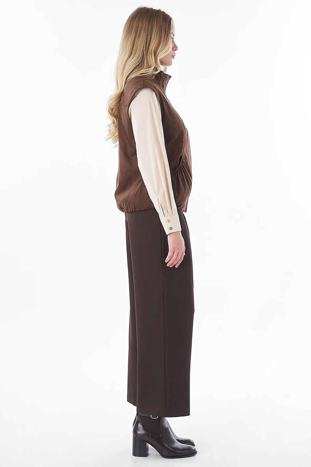 Stand Collar Suede Vest in Chocolate