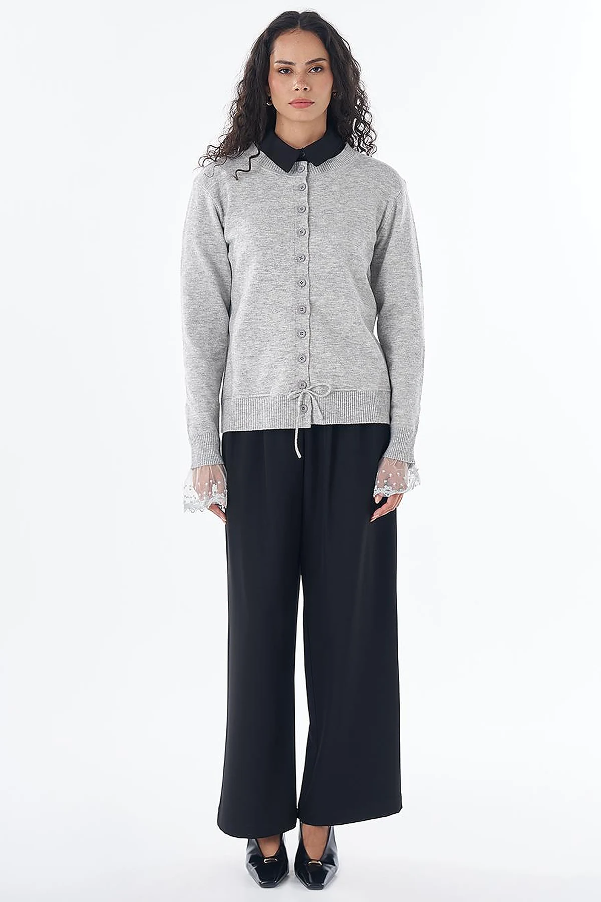 Lace-Trim Knit Cardigan in Gray