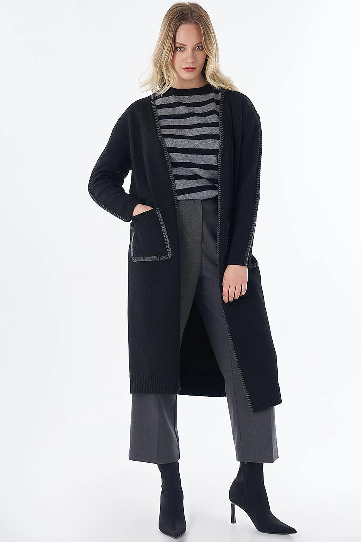 Contrast Stitch Knit Cardigan - Black