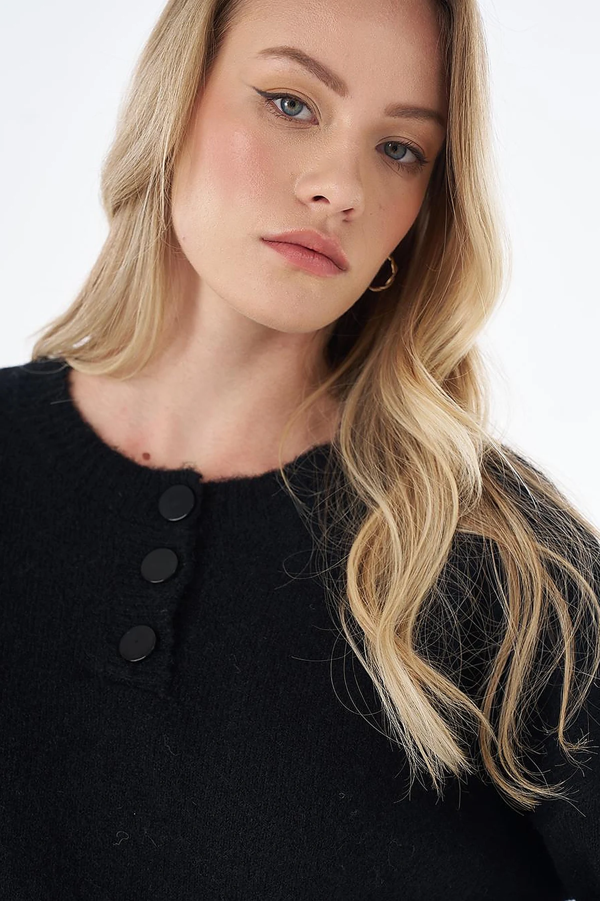Tulip Embroidered Knit Tunic Black