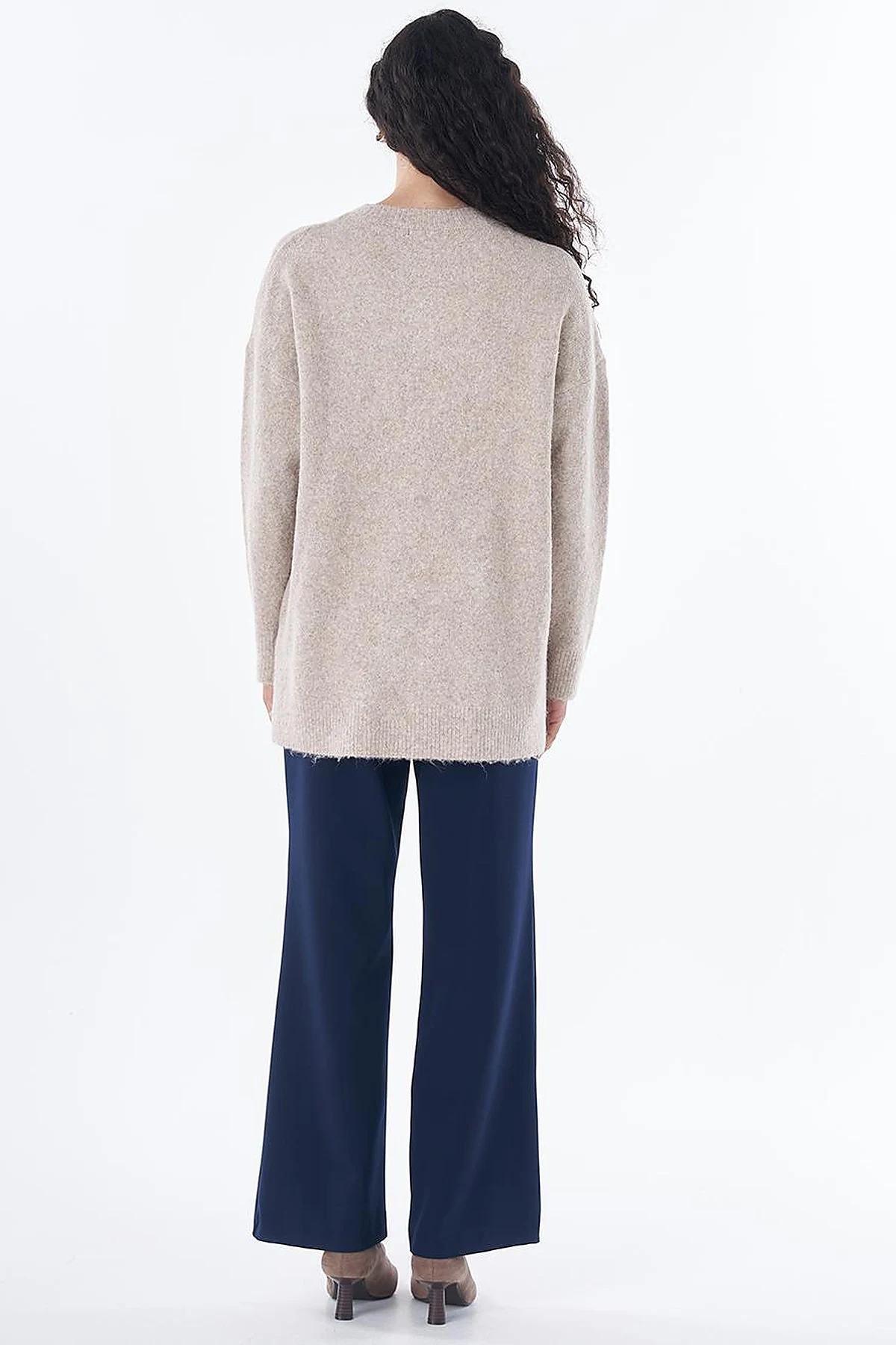Tulip Embroidered Knit Tunic Stone