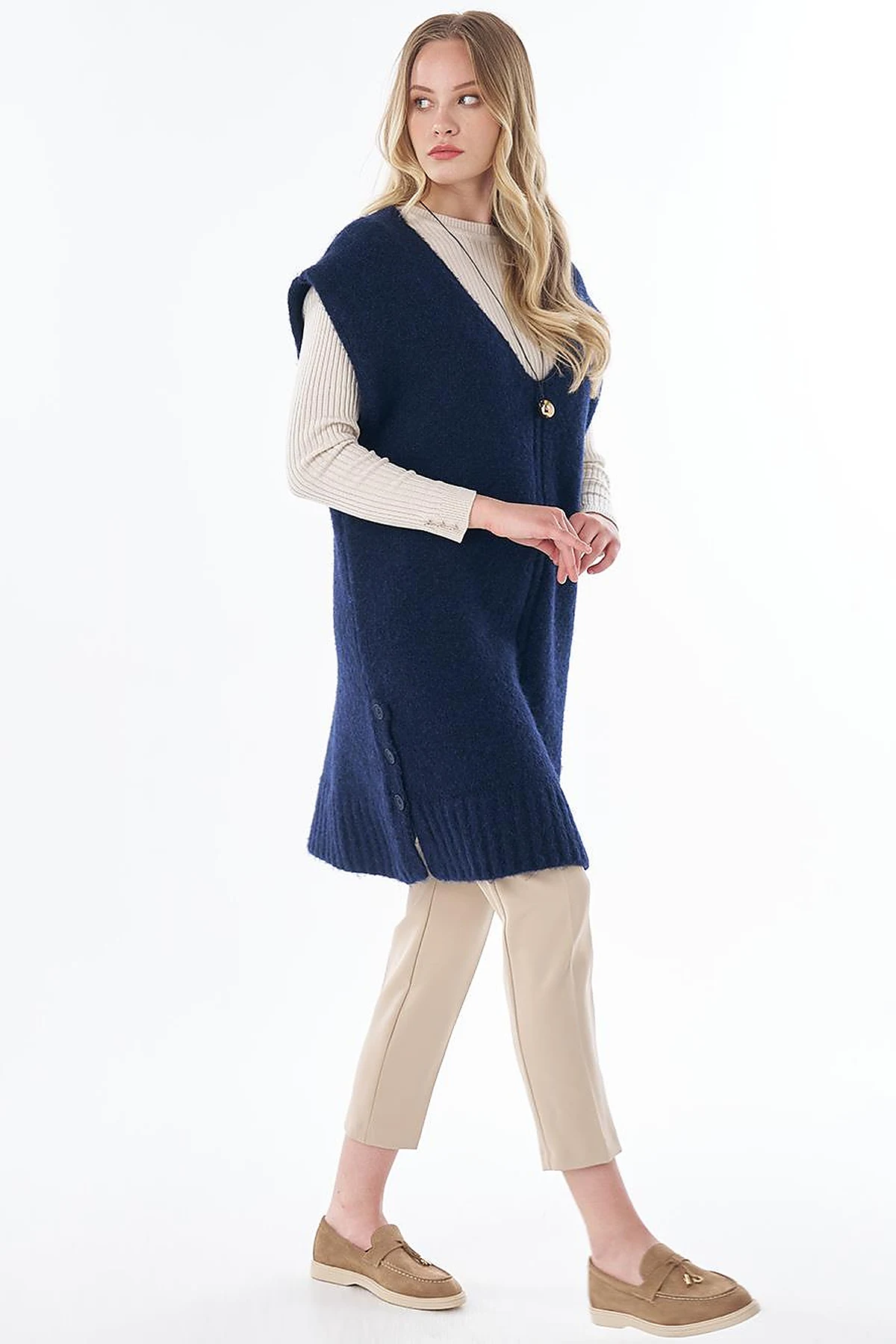 Button-Detail Knit Vest Dark Navy