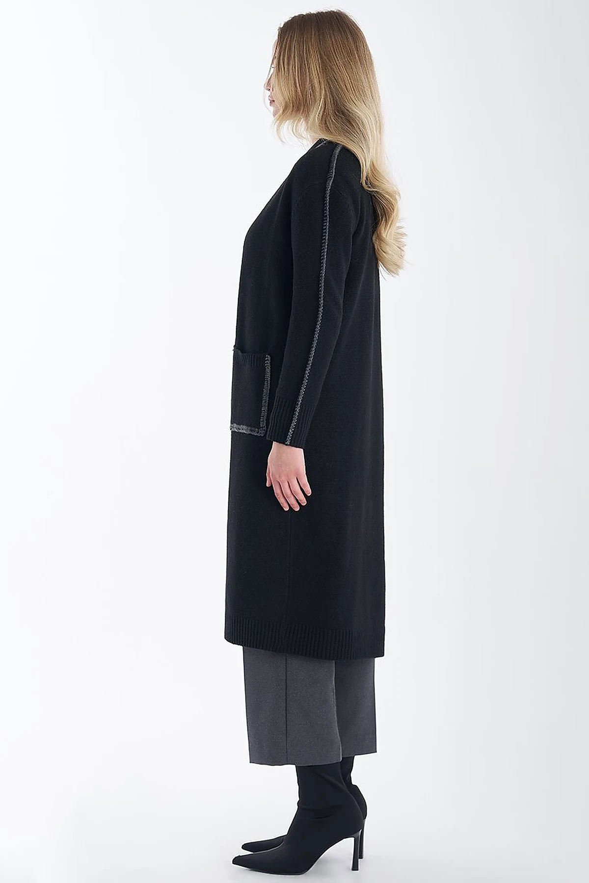 Contrast Stitch Knit Cardigan - Black