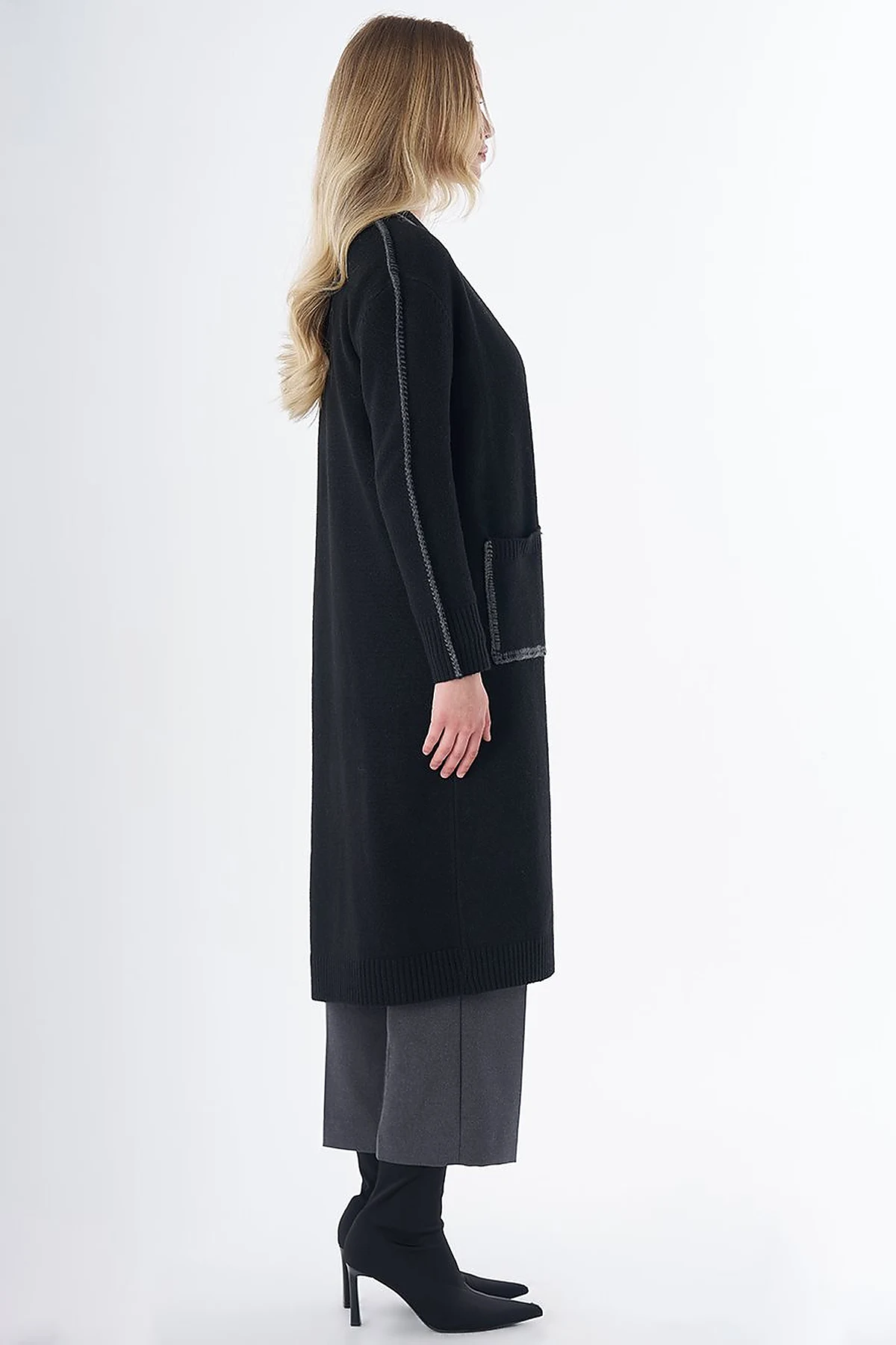 Contrast Stitch Knit Cardigan - Black