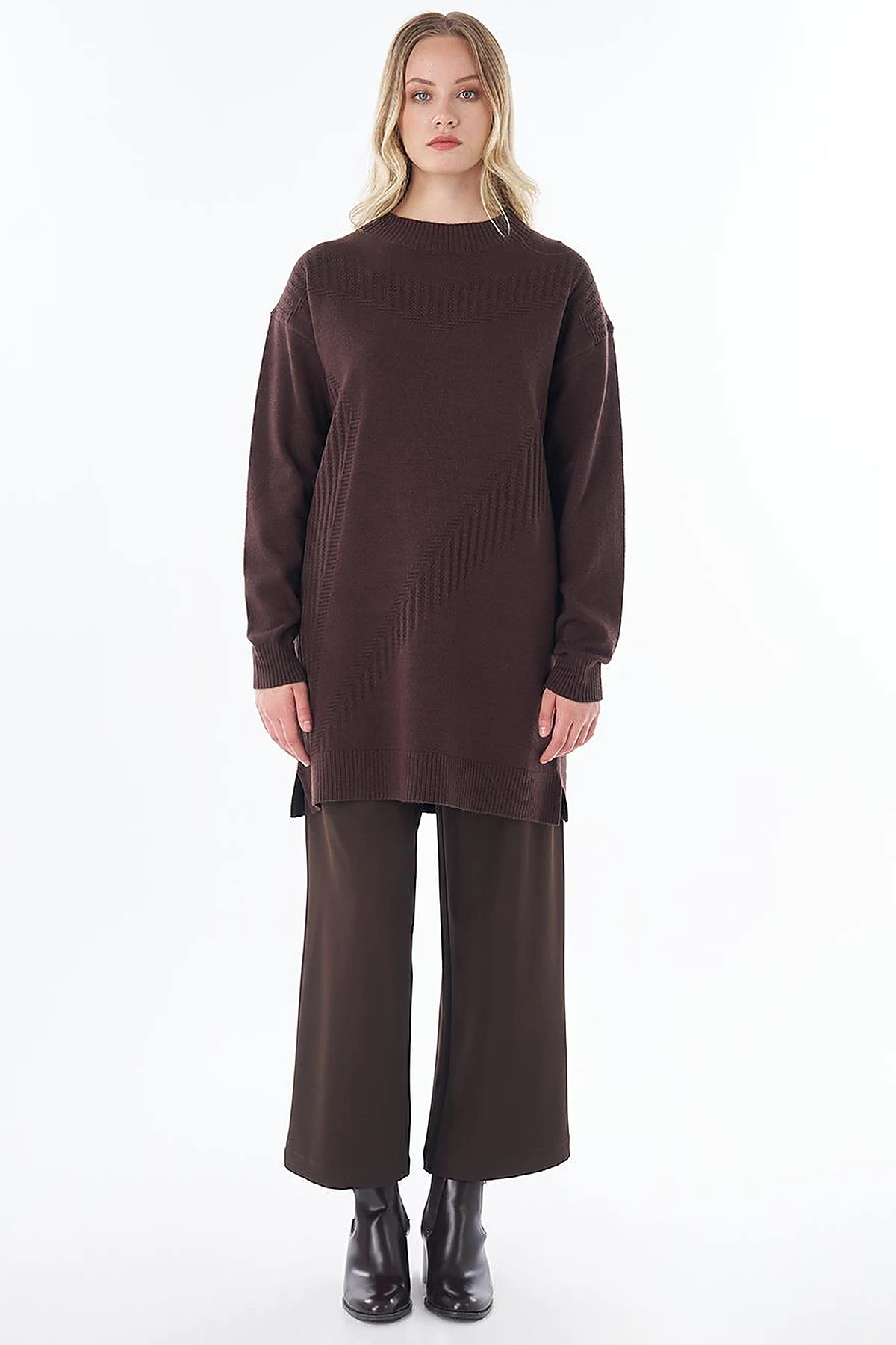Patterned Cable Knit Tunic Brown