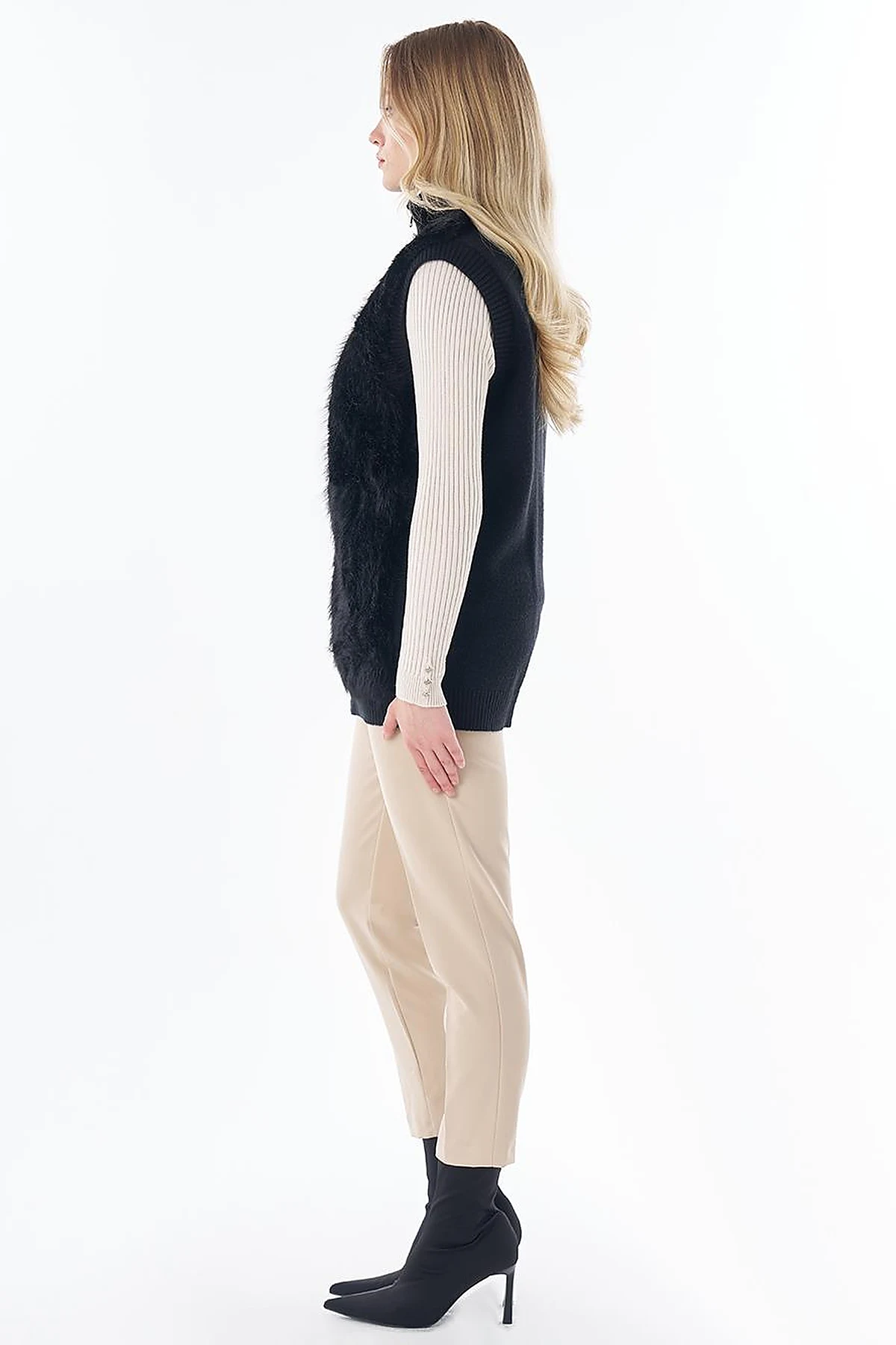 Stand Collar Faux Fur Detail Vest Black