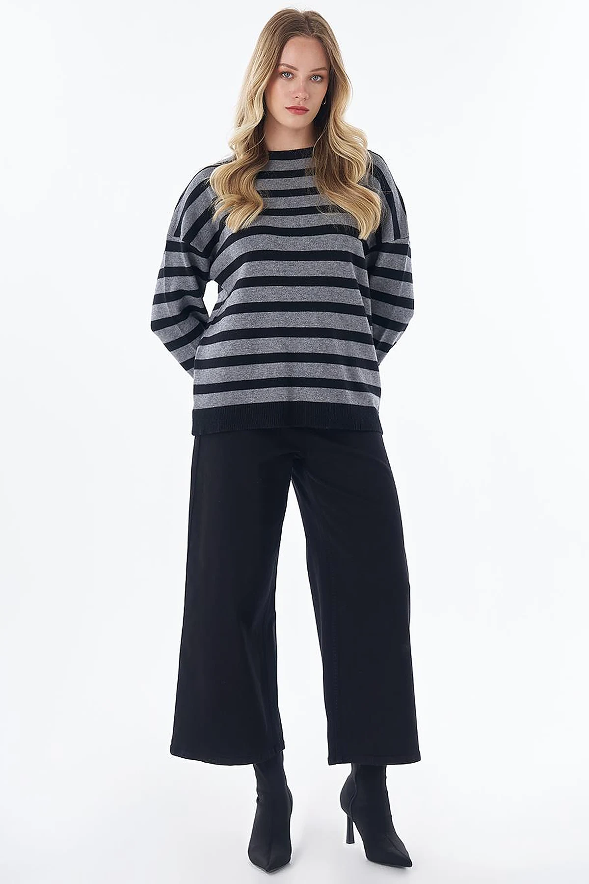 Drop-Shoulder Knit Tunic Gray