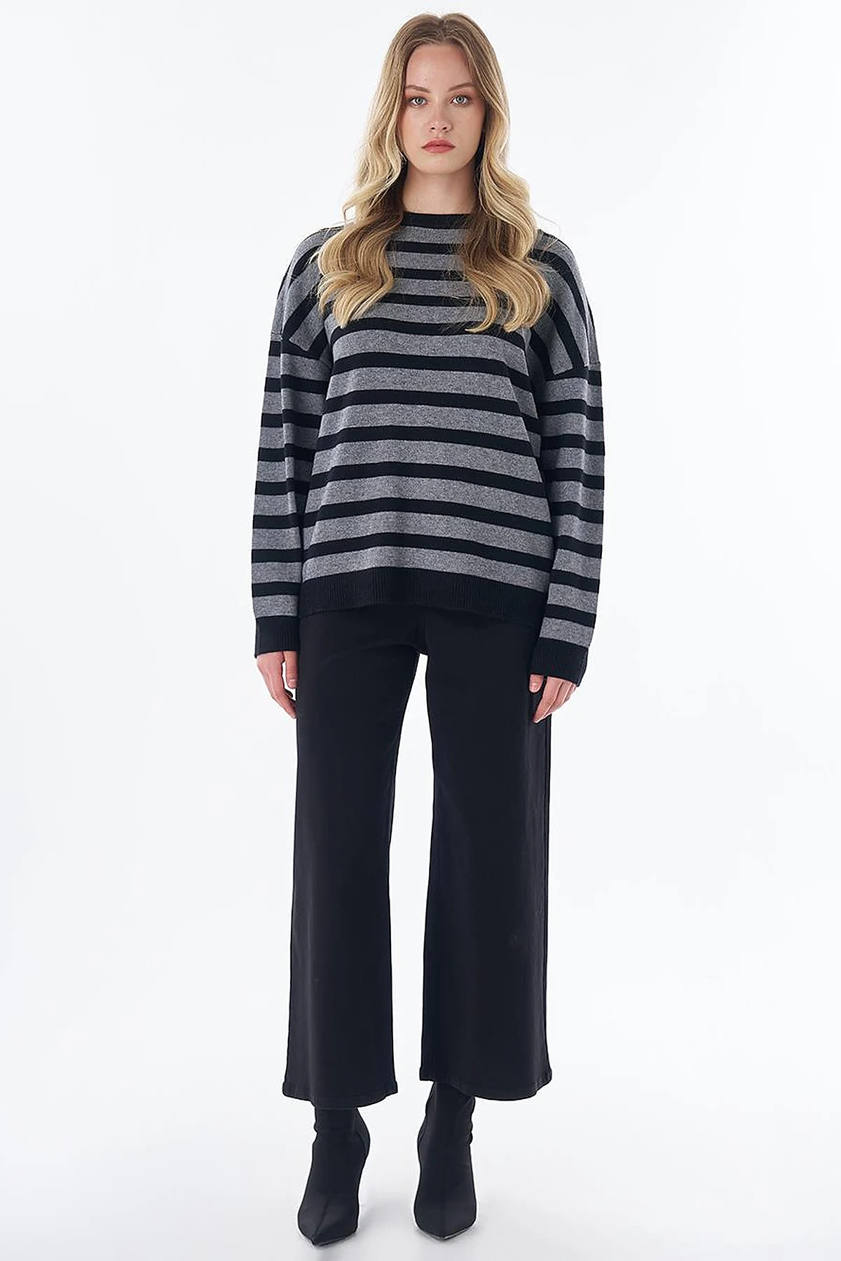 Drop-Shoulder Knit Tunic Gray