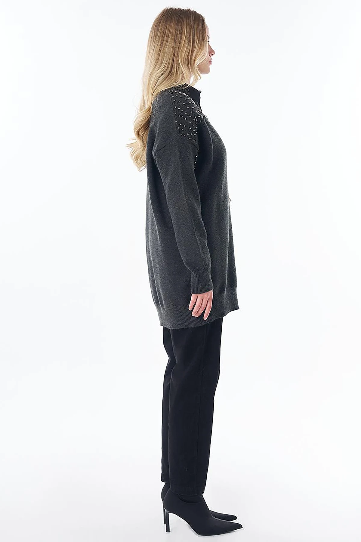 Embroidered Knit Cardigan Anthracite 