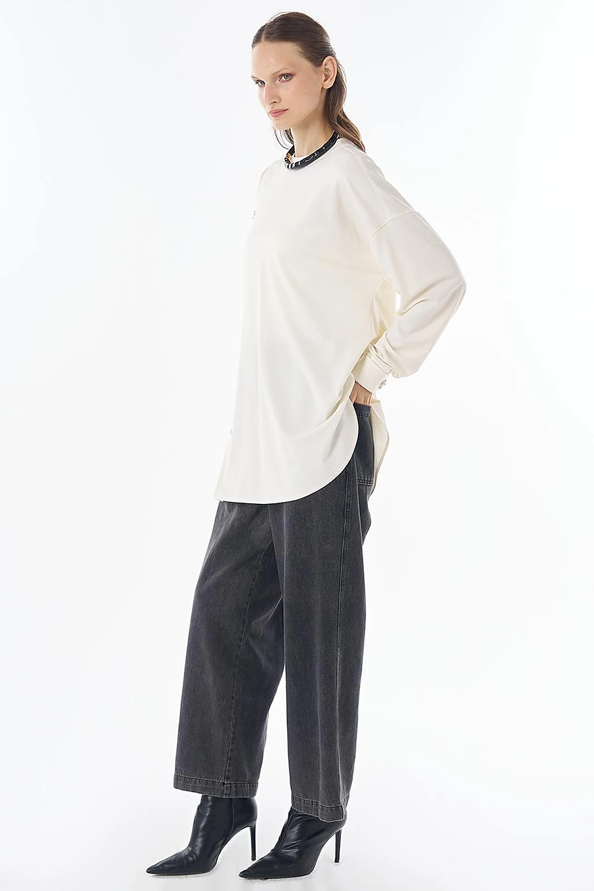Embroidered Rayon Sweatshirt Ecru