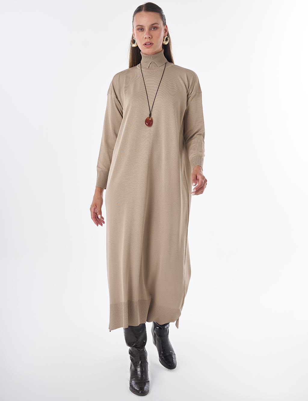 Turtleneck Knit Dress – Stone