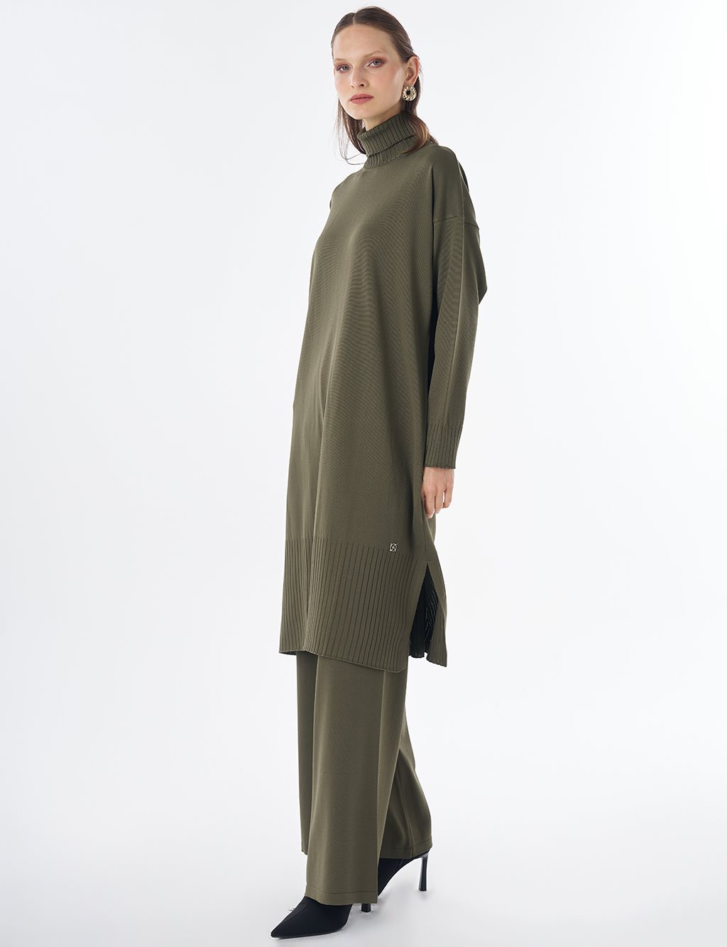 Turtleneck Knit Set Khaki
