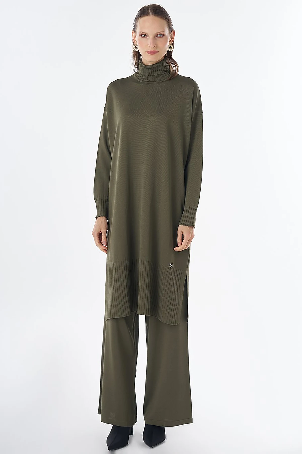 Turtleneck Knit Set Khaki