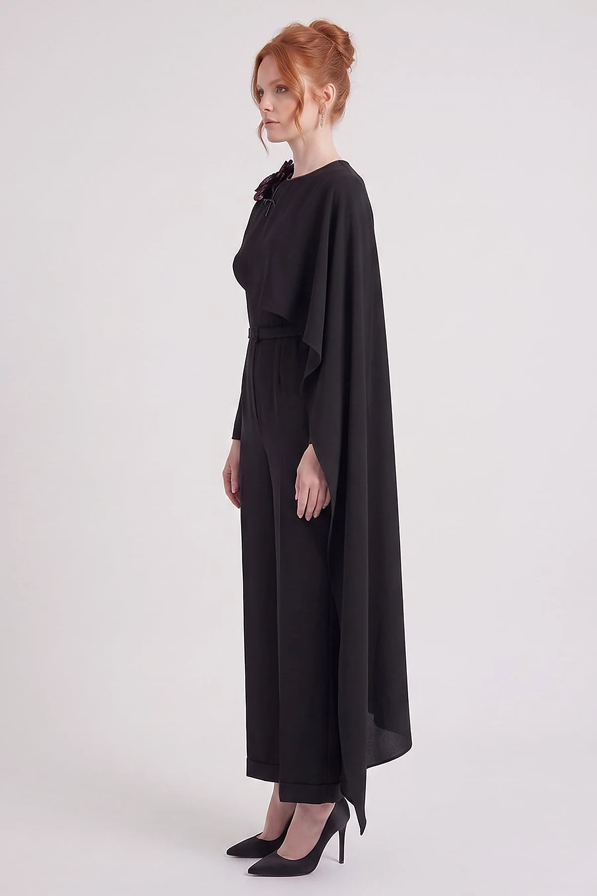 Elegant Embroidered Jumpsuit – Black