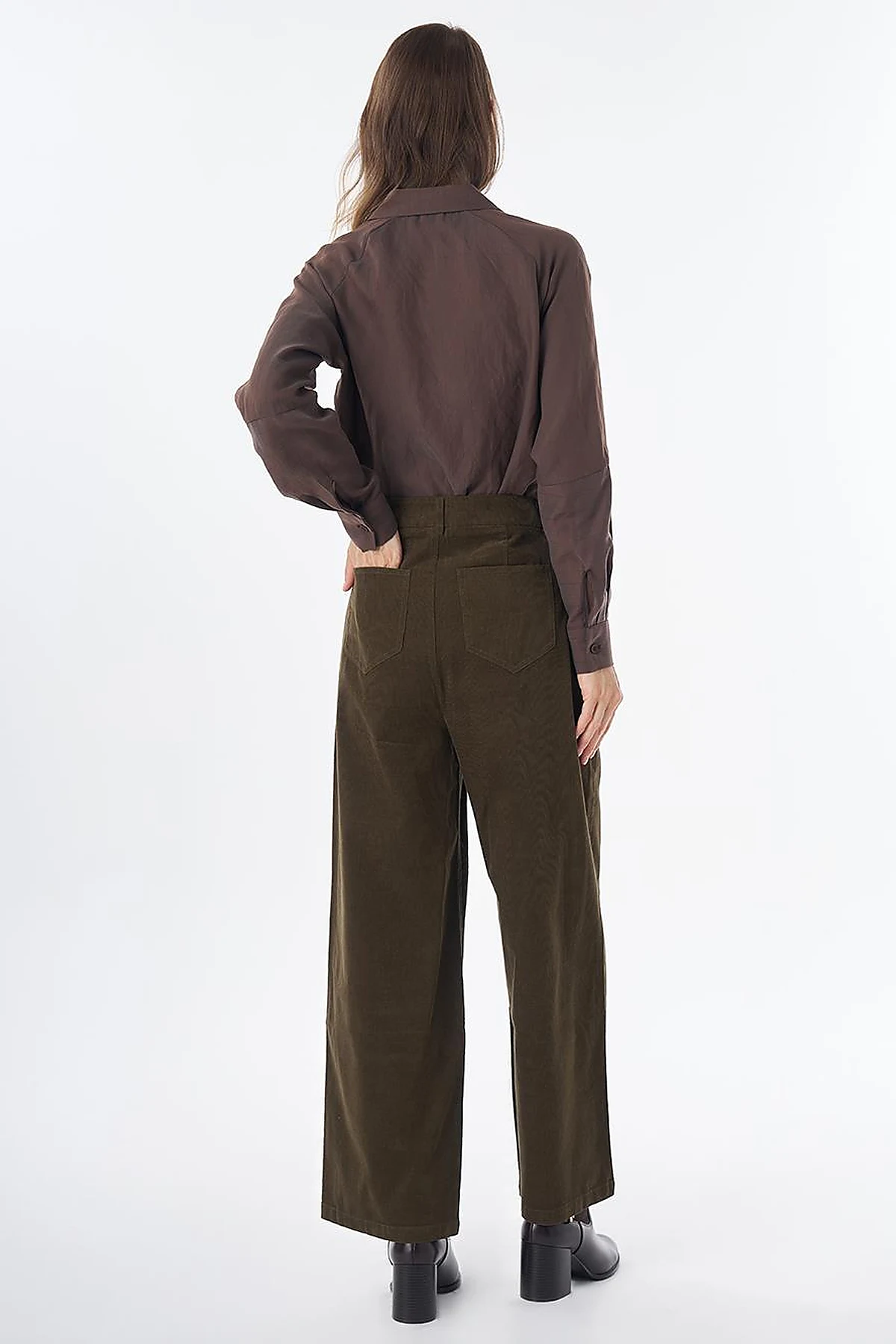 Wide-Leg Corduroy Trousers –Khaki