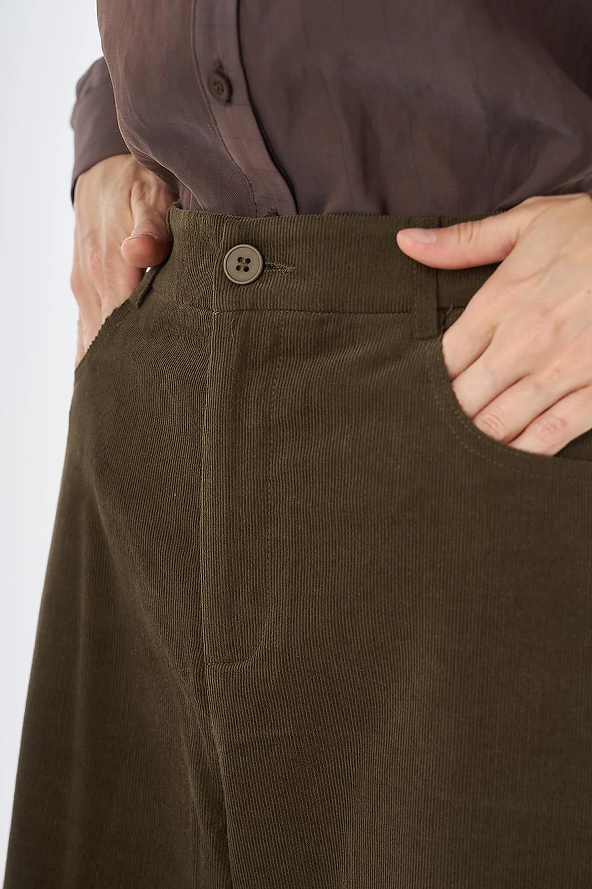 Wide-Leg Corduroy Trousers –Khaki