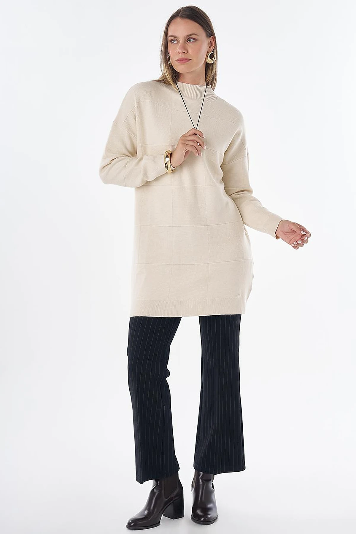 Square Pattern Knit Tunic – Cream