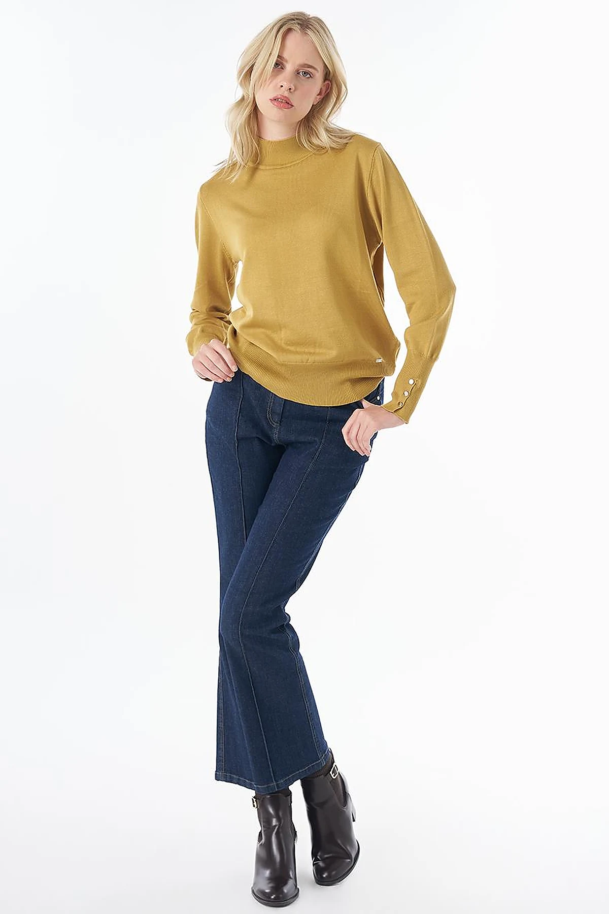 Basic Viscose Knit Sweater Mustard 
