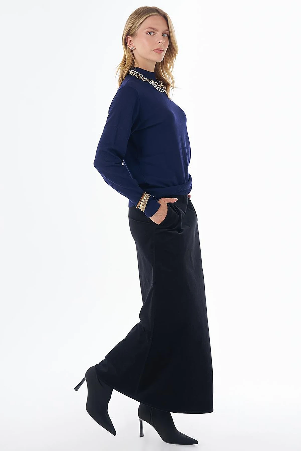 Basic Viscose Knit Sweater Navy 
