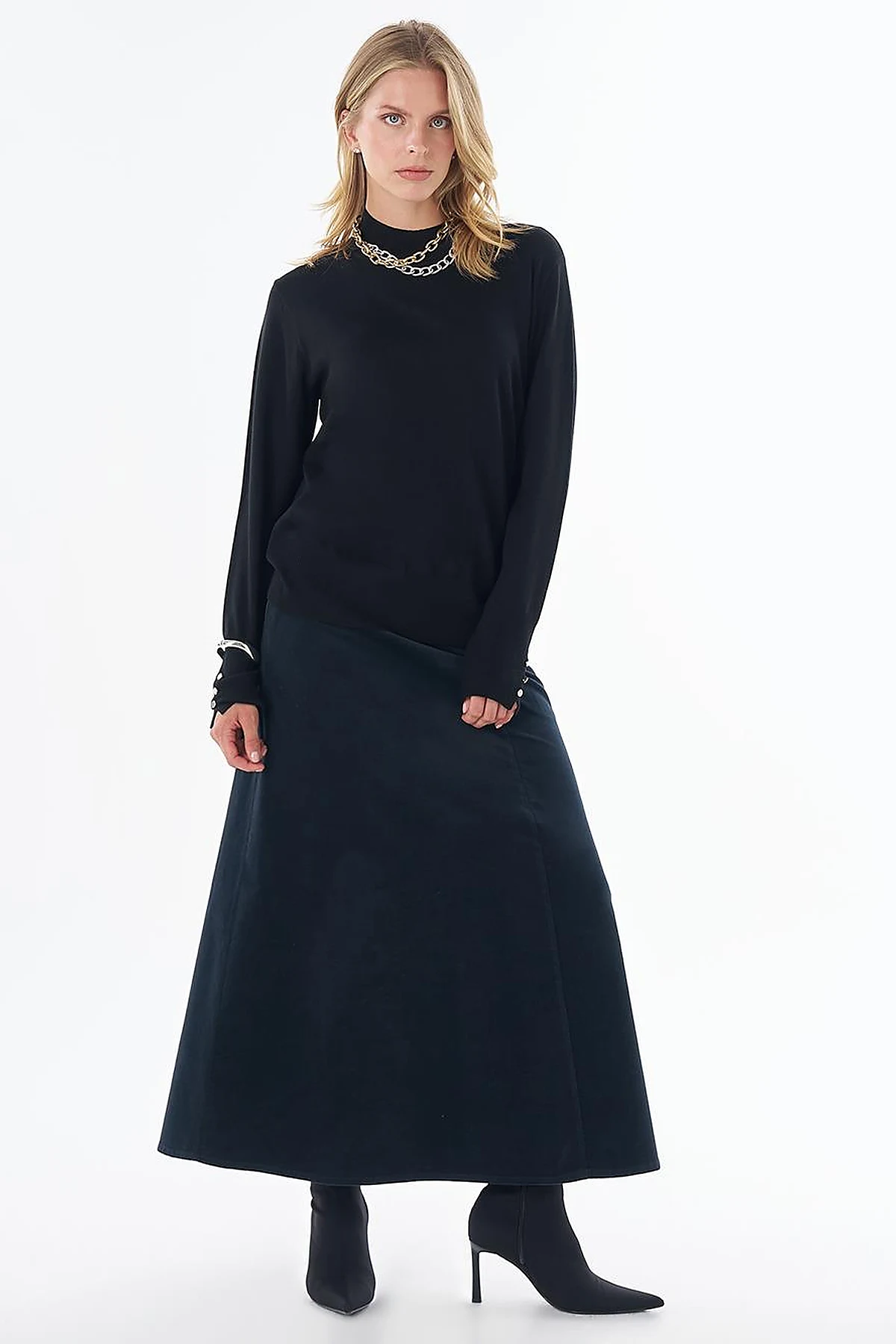 Basic Viscose Knit Sweater Black