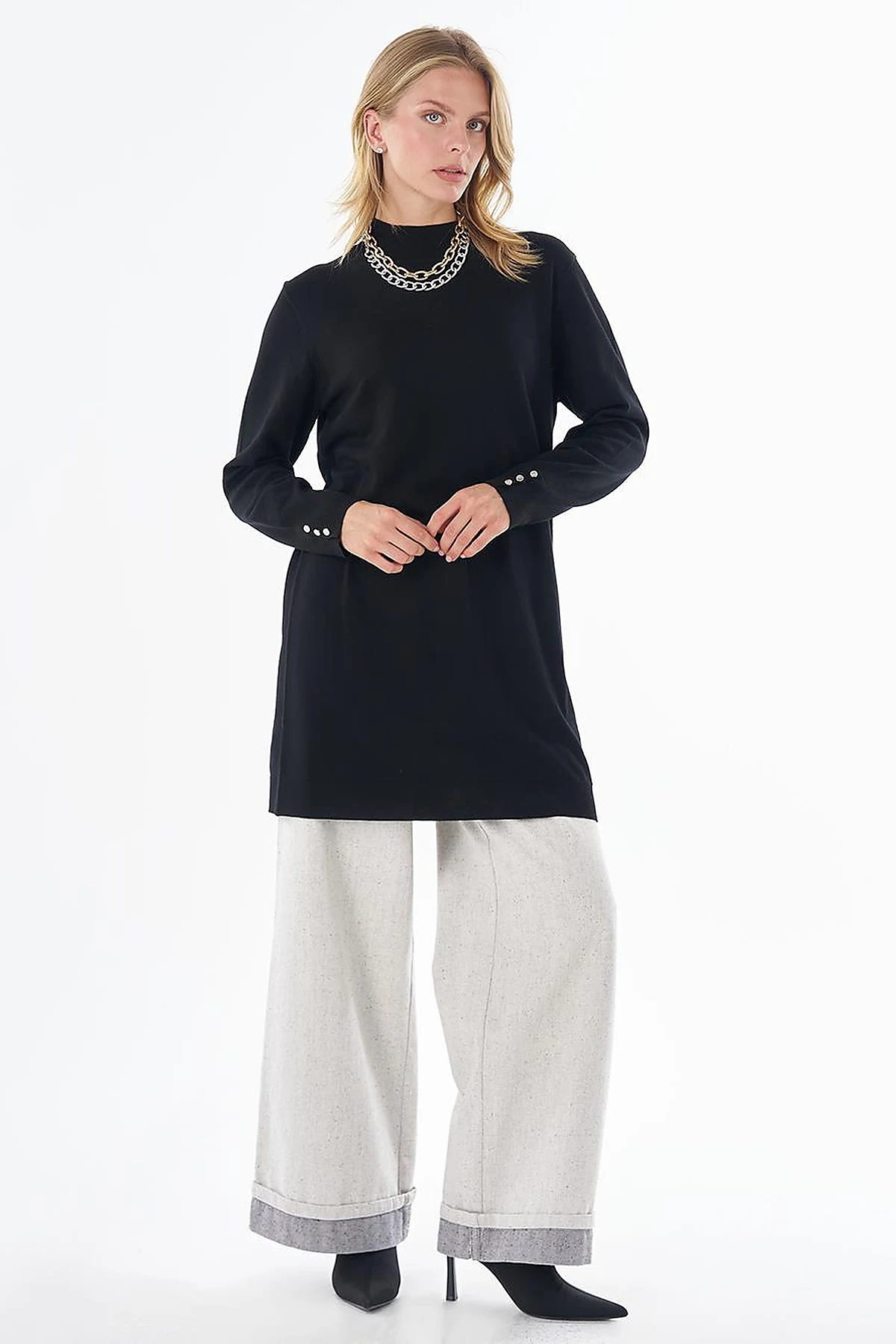 Turtleneck Basic Viscose Knit Tunic Black