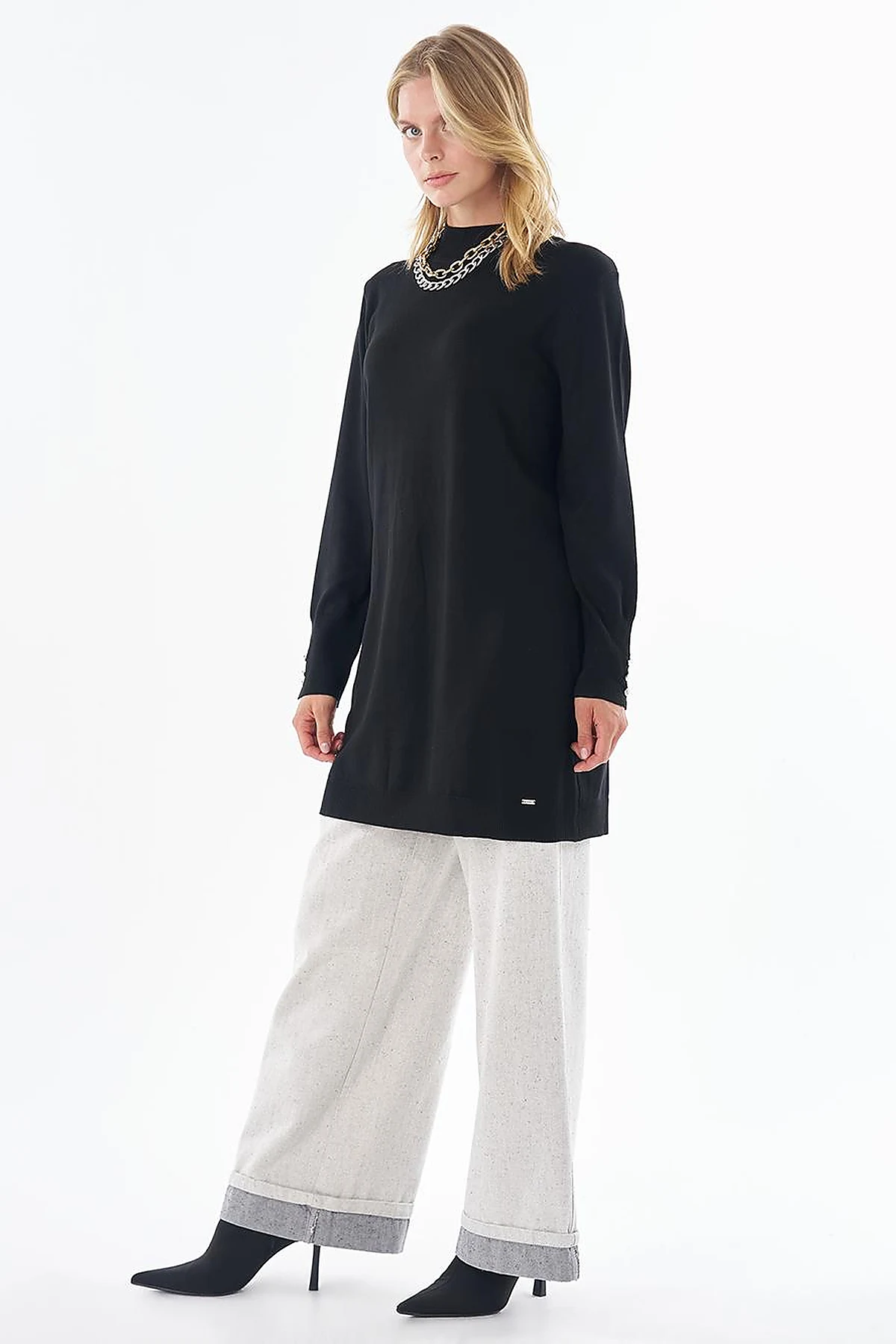 Turtleneck Basic Viscose Knit Tunic Black