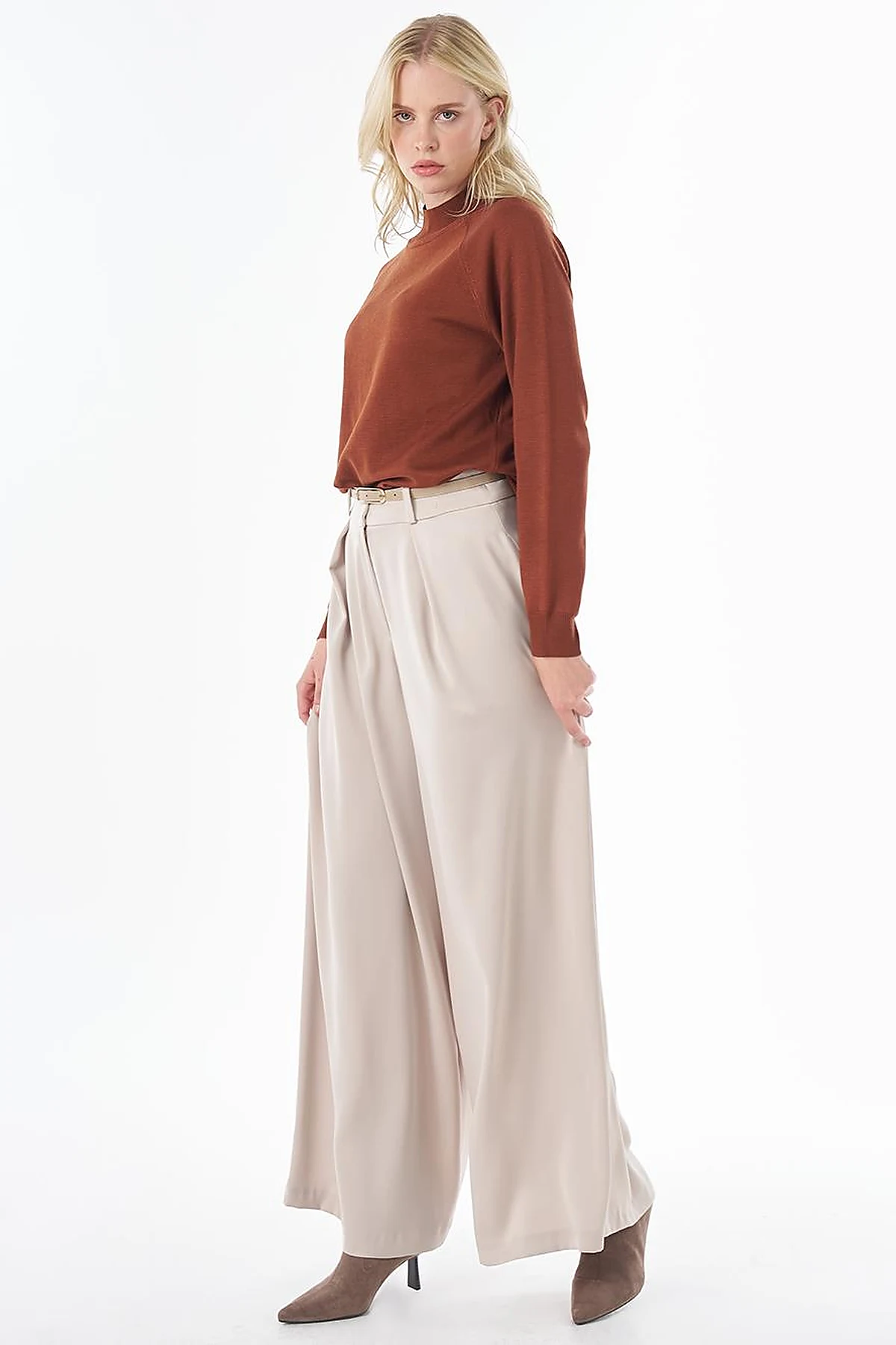 Half-Turtleneck Viscose Knit Tunic Rust Brown