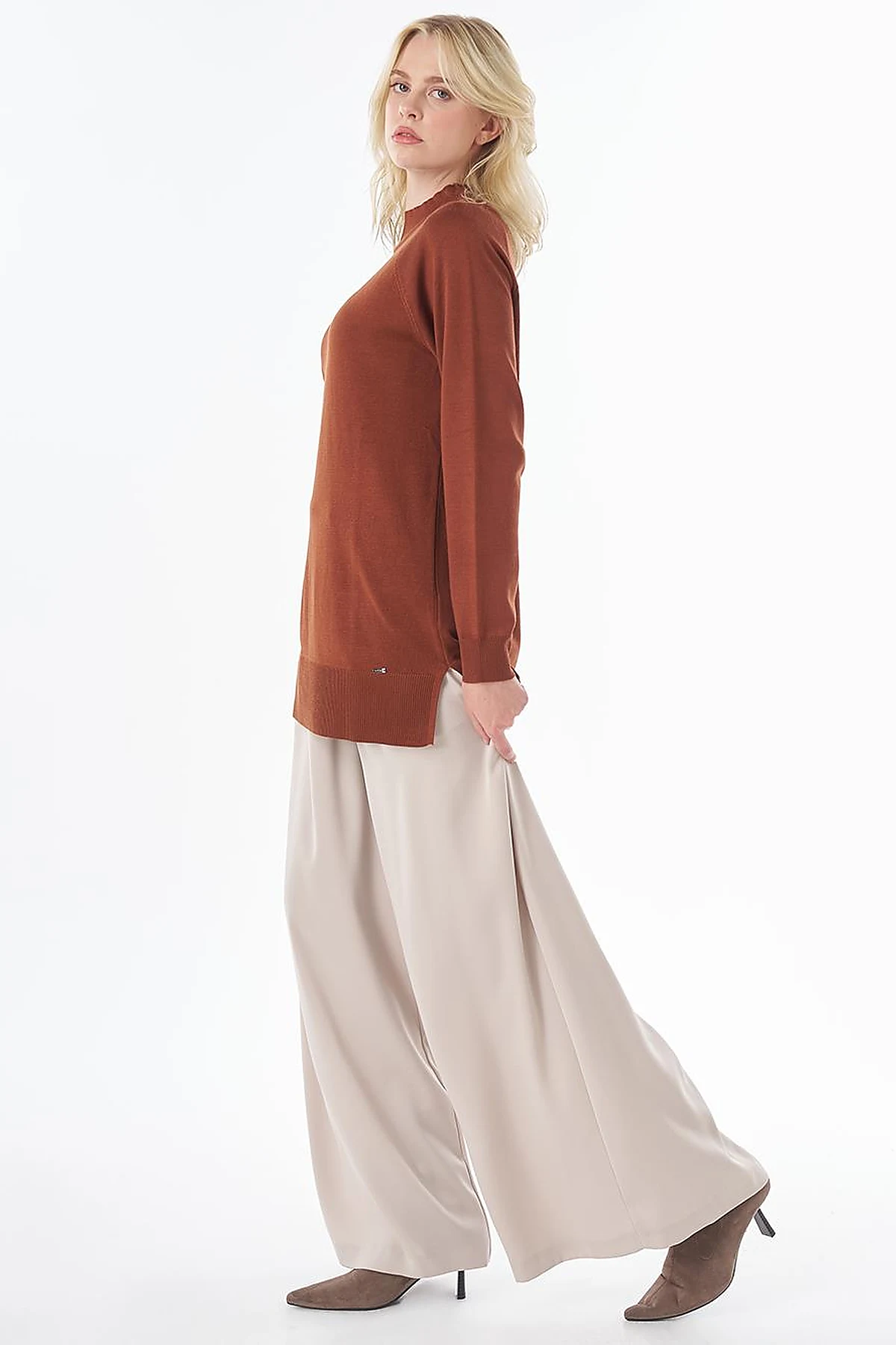 Half-Turtleneck Viscose Knit Tunic Rust Brown