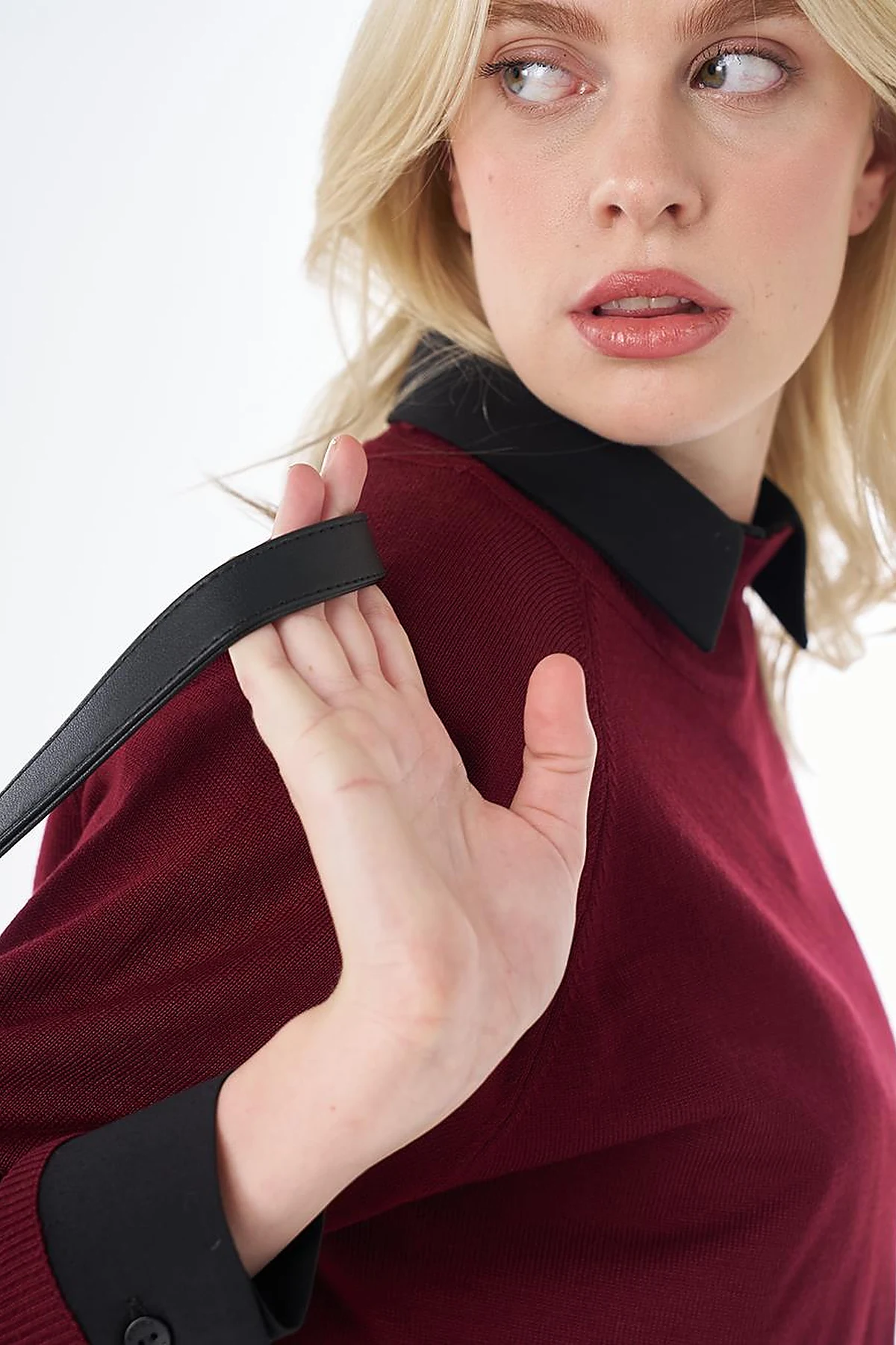 Half-Turtleneck Viscose Knit Tunic Dark Burgundy