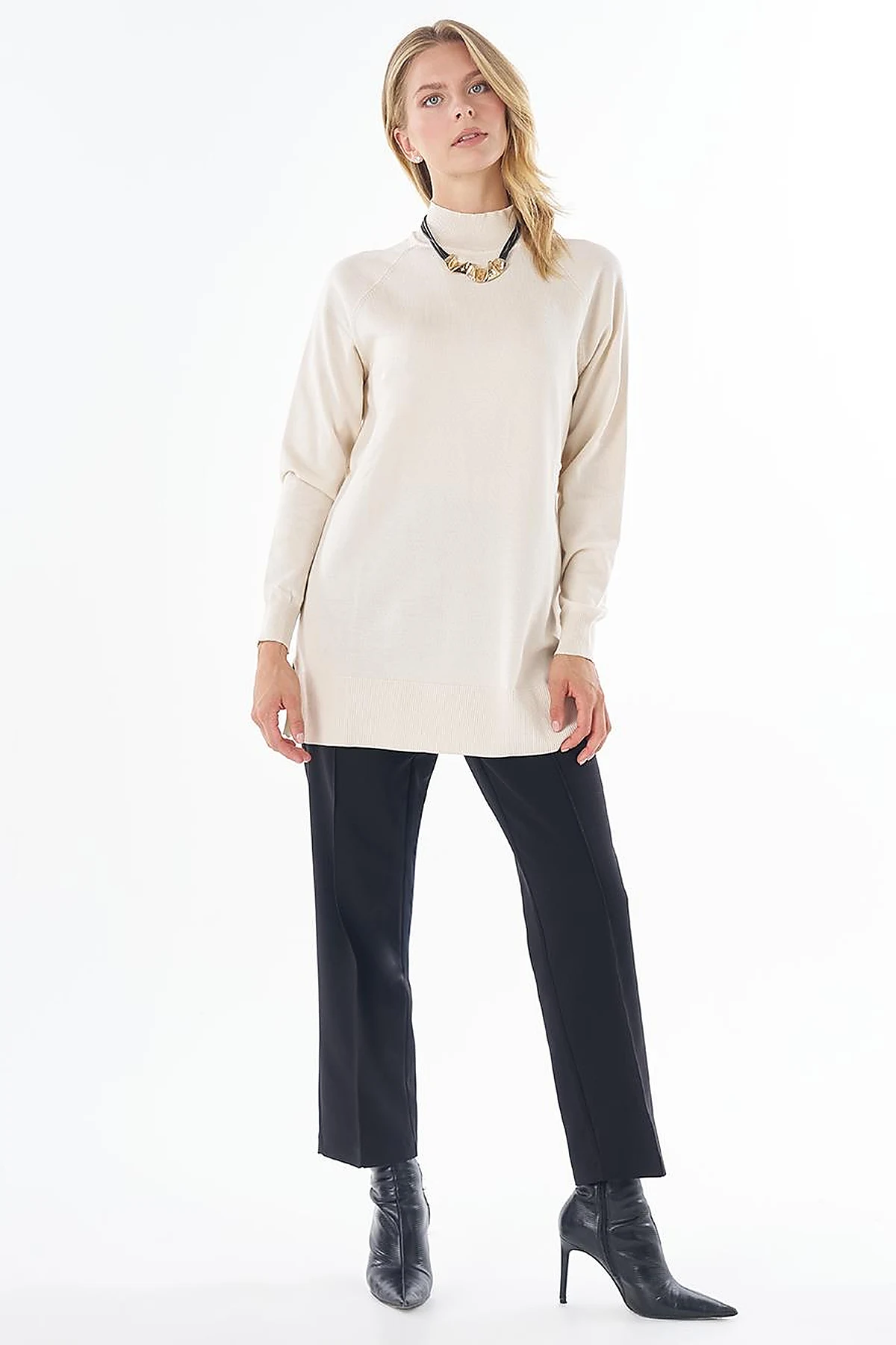 Half-Turtleneck Viscose Knit Tunic Cream