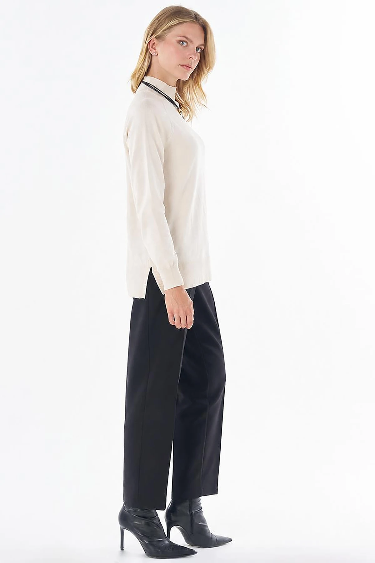 Half-Turtleneck Viscose Knit Tunic Cream