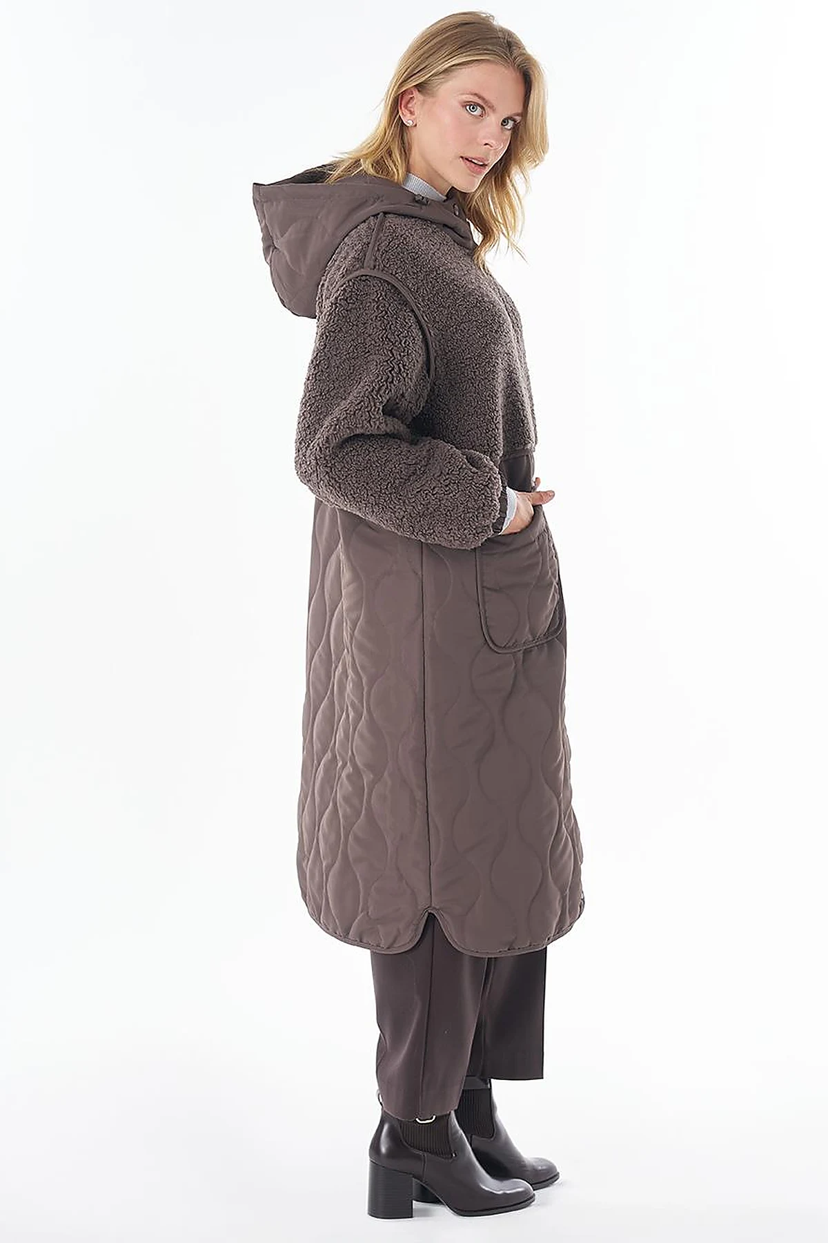Hooded Anorak Jacket - Brown