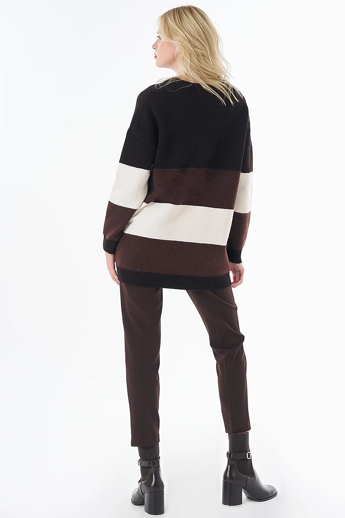 Contrast-Color Knit Tunic Brown